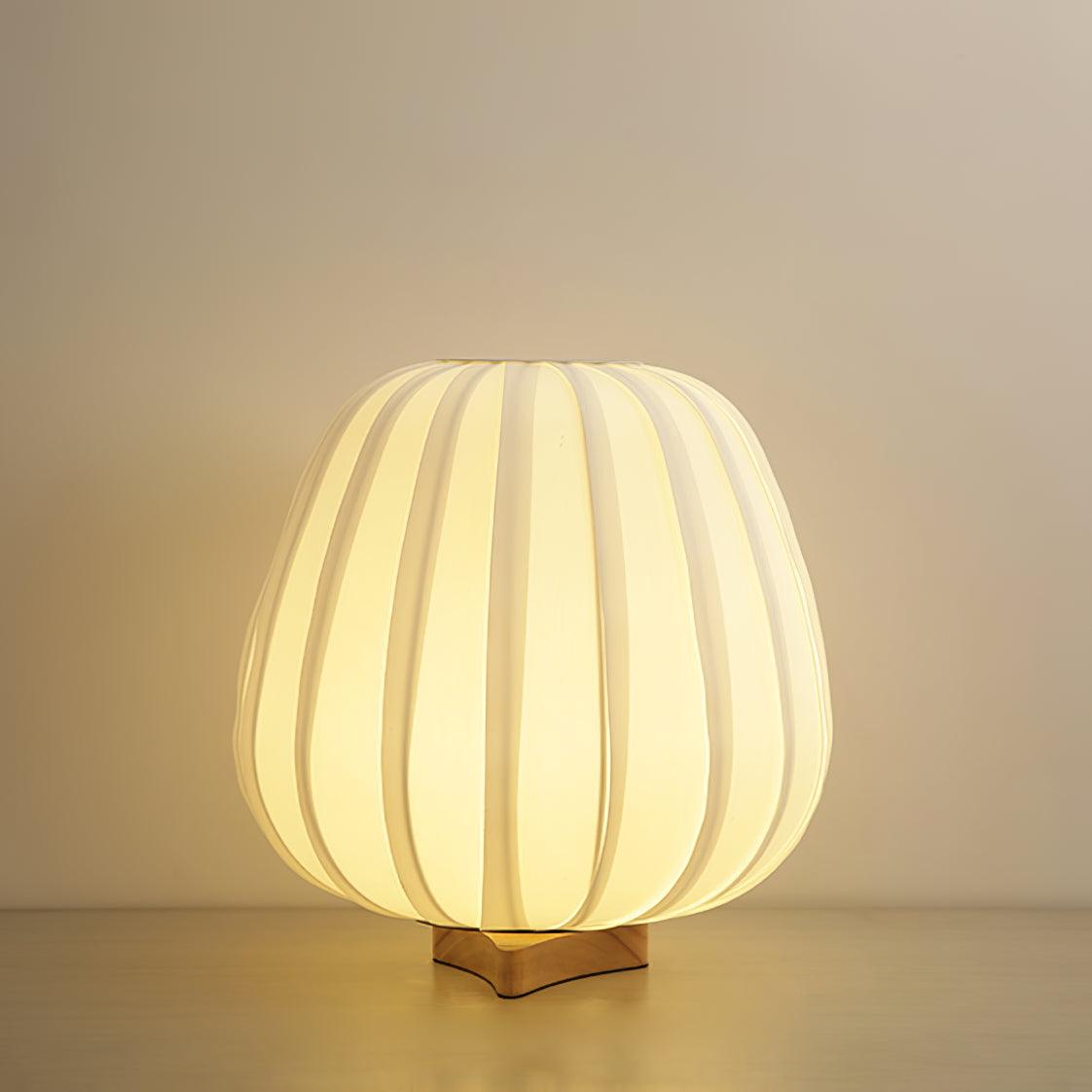 Fabric Minimalist Table Lamp - Lumpaz