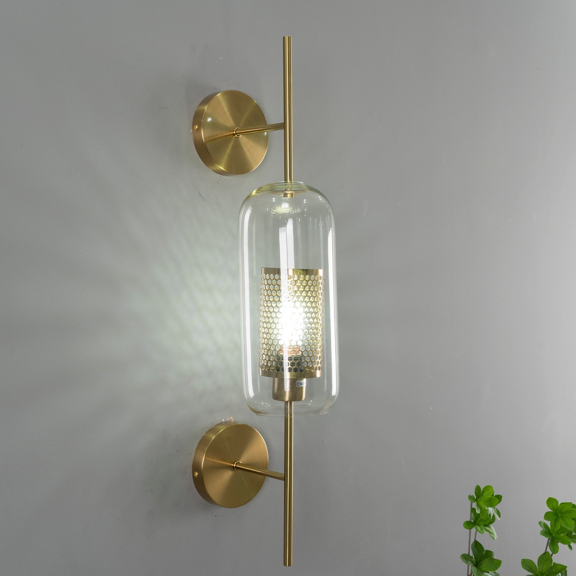 Chiswick Glass Wall Light - Lumpaz
