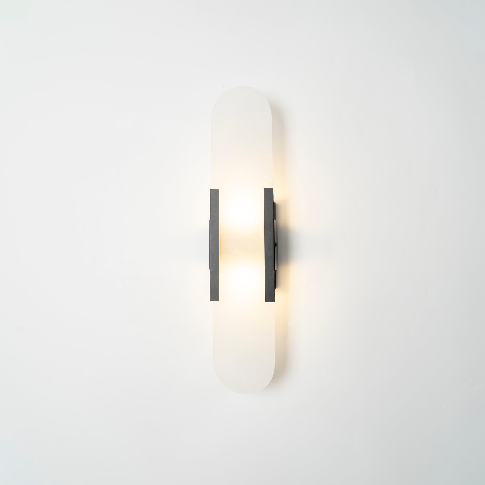 Melange Elongated Alabaster Wall Lamp - Lumpaz