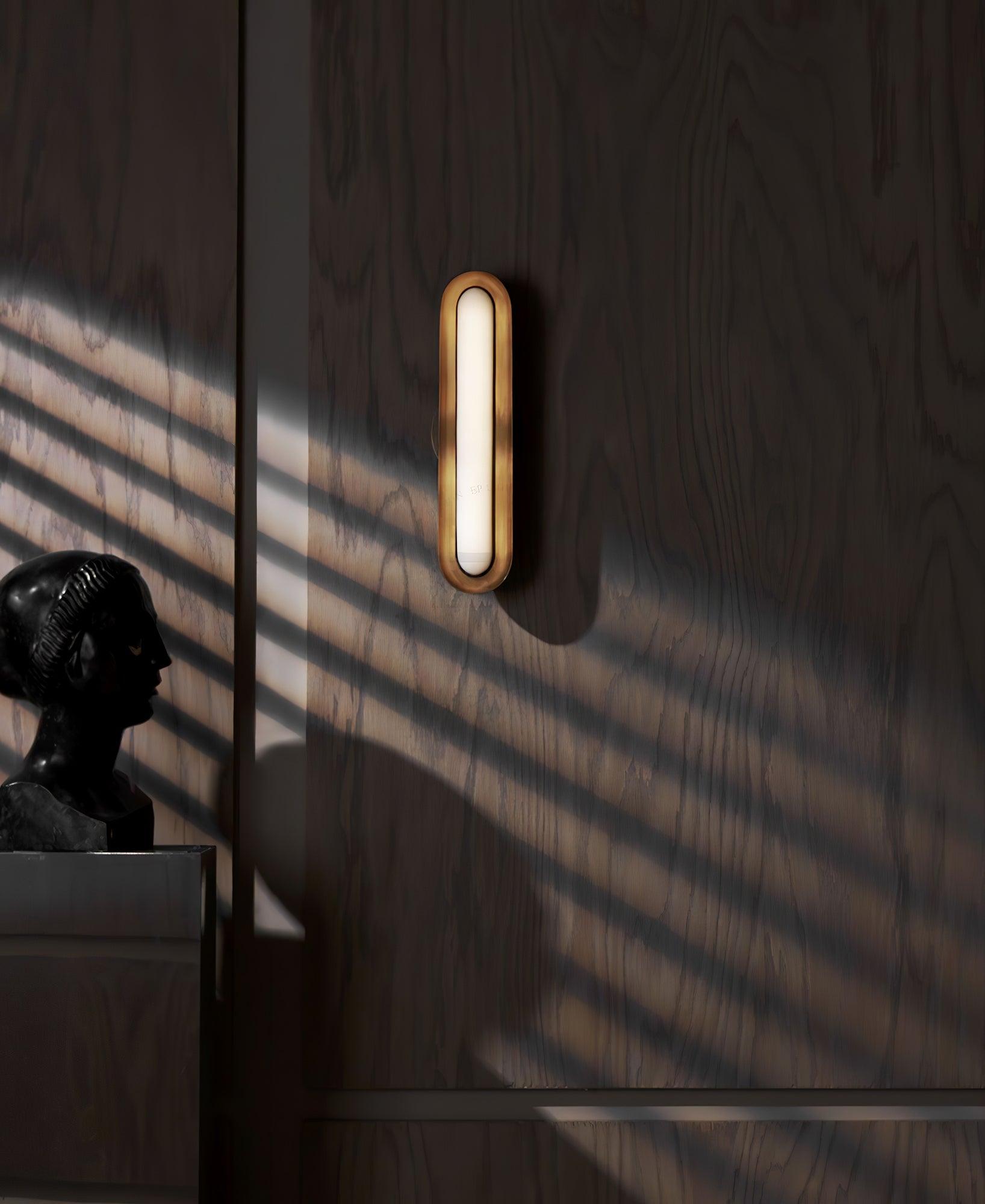 Capsule Wall Lamp - Lumpaz