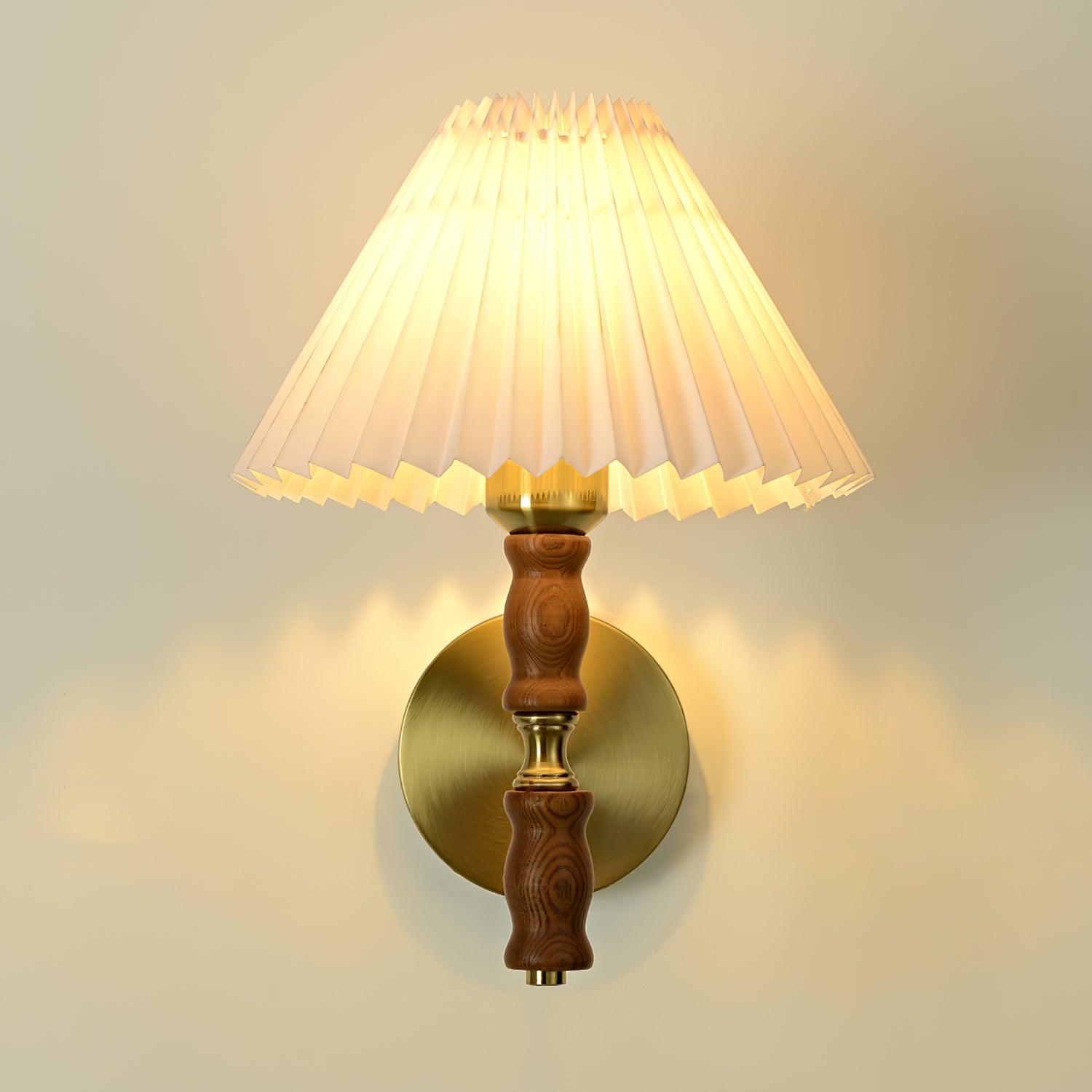 Pleated Walnut Wall Light - Lumpaz