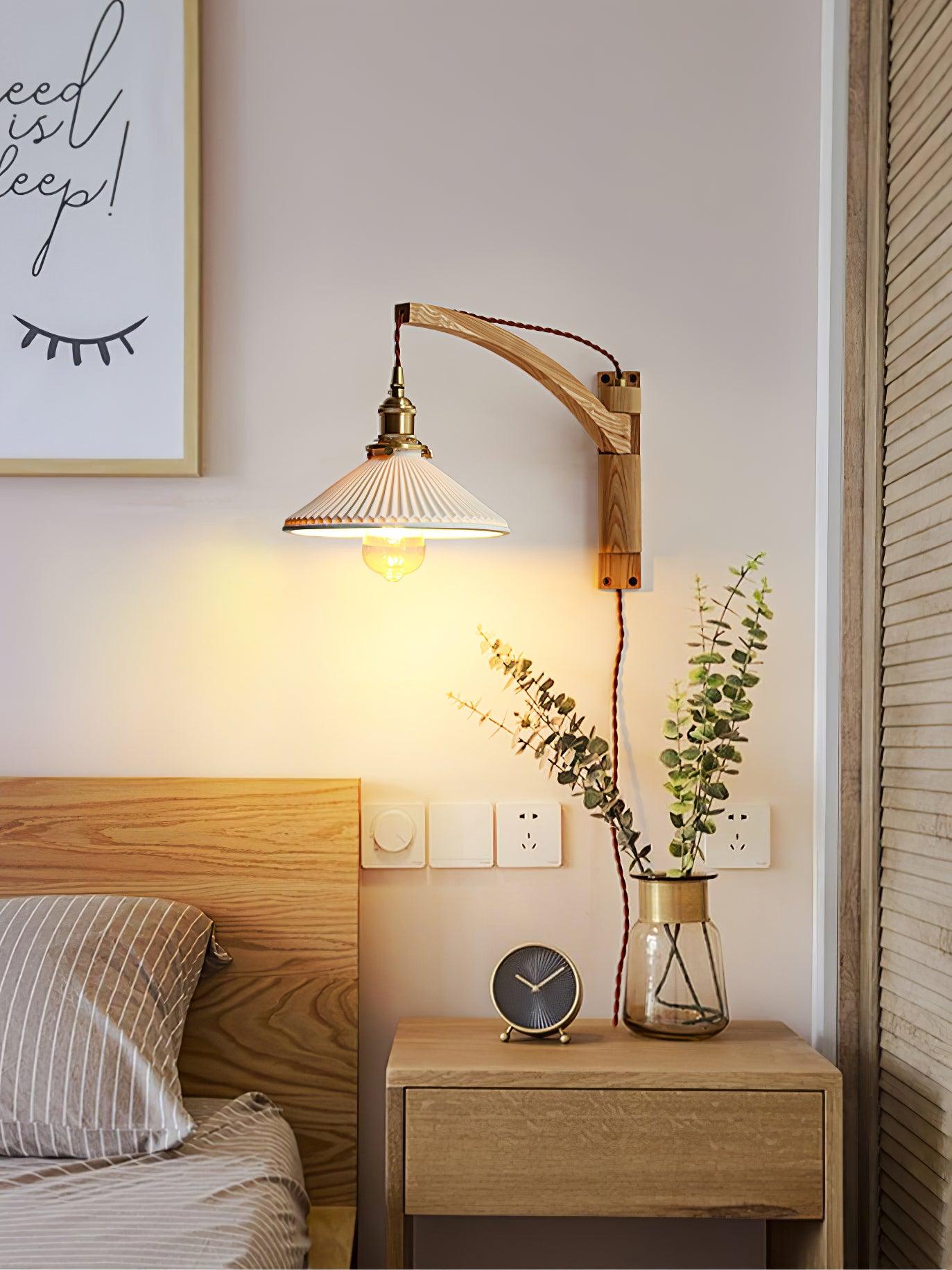 Walnut Swing Arm Wall Lamp - Lumpaz