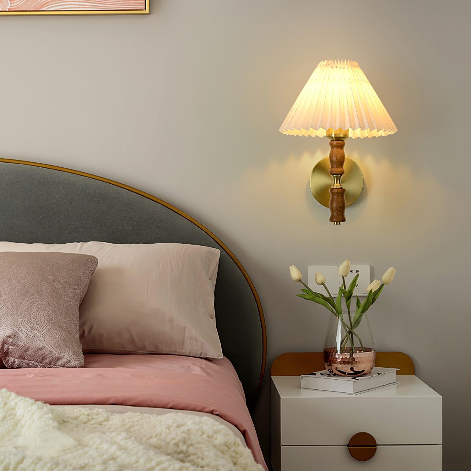 Pleated Walnut Wall Light - Lumpaz