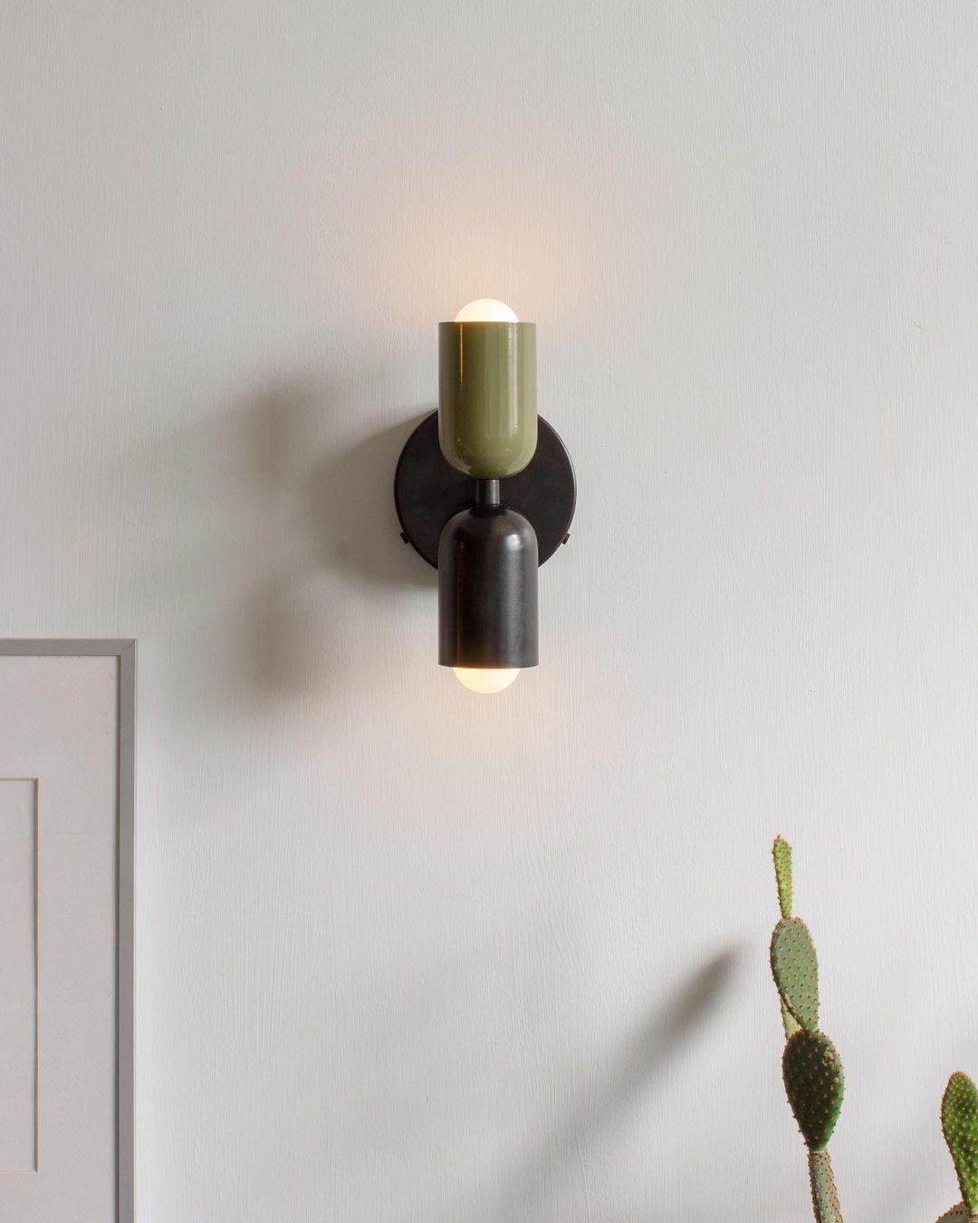 Couleur Double Plug In Wall Lamp - Lumpaz
