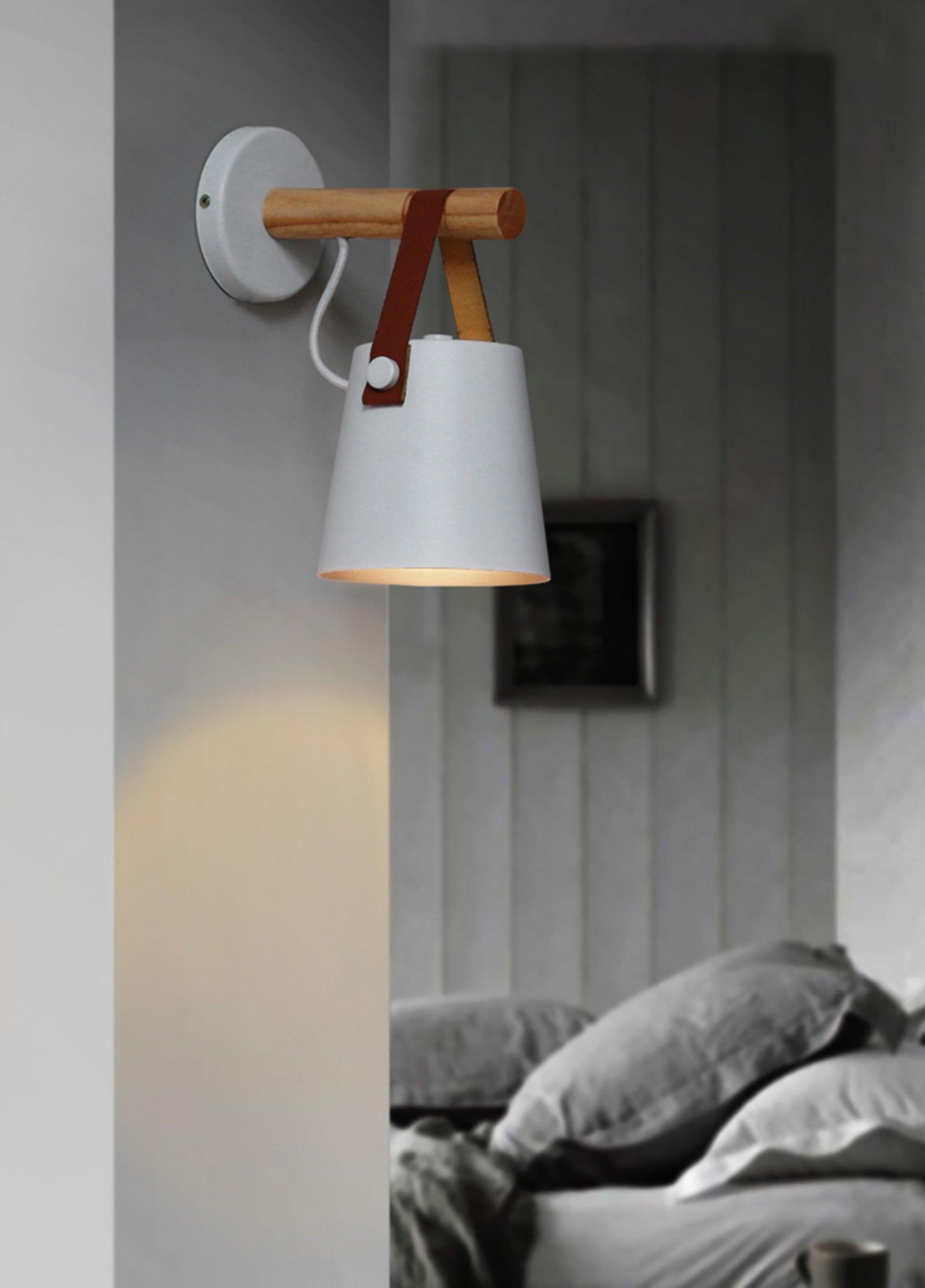 Wooden Conical Wall Light - Lumpaz