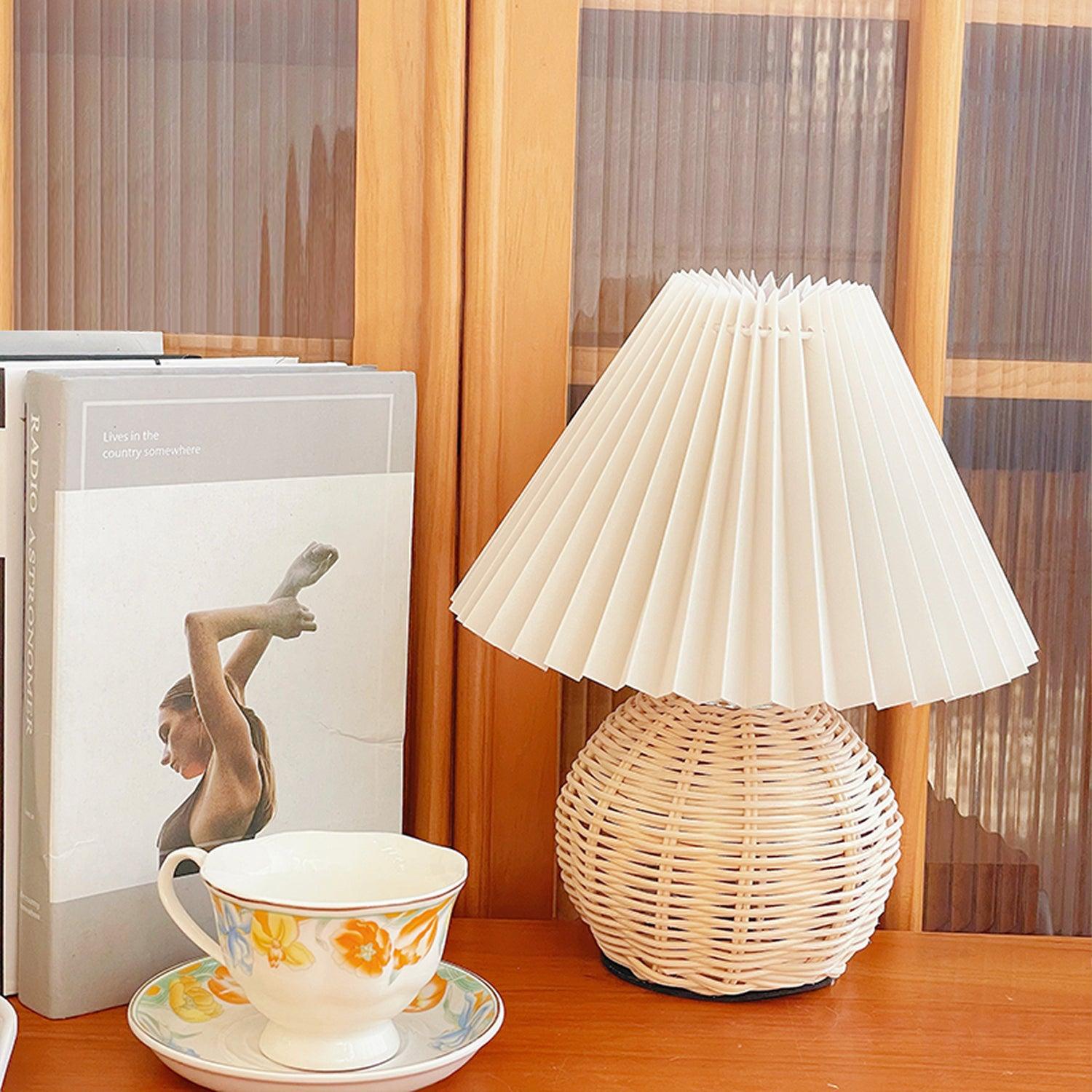 Rattan Pleated Built-in Battery Table lamp - Lumpaz
