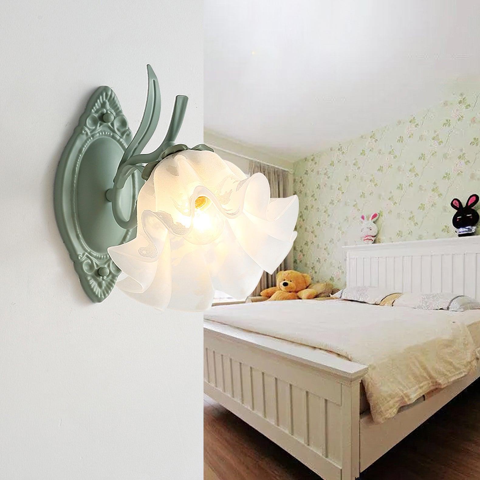 Flared Wall Light - Lumpaz