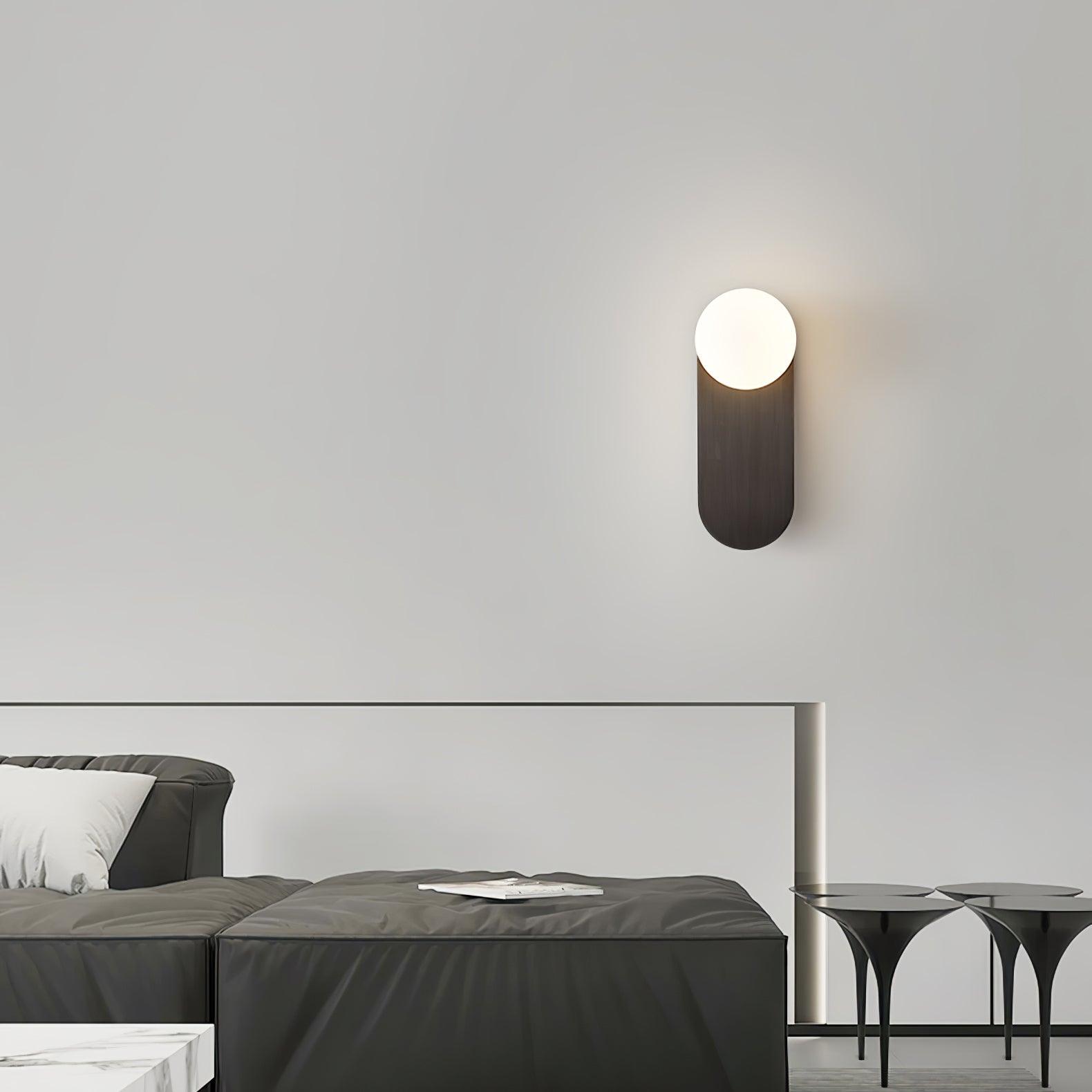 Flat Base Globe Sconce - Lumpaz