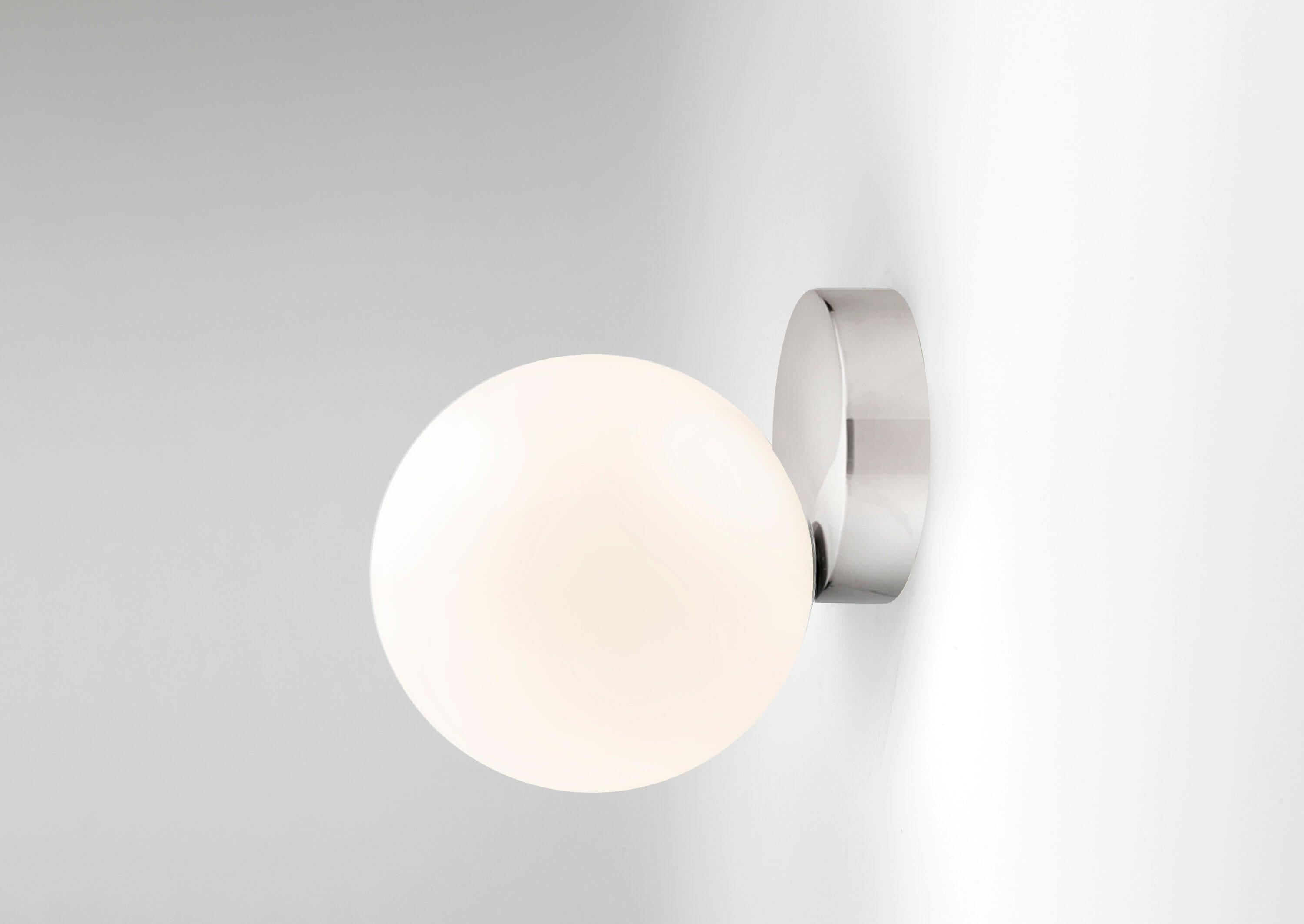 Tip of The Tongue Wall Lamp - Lumpaz