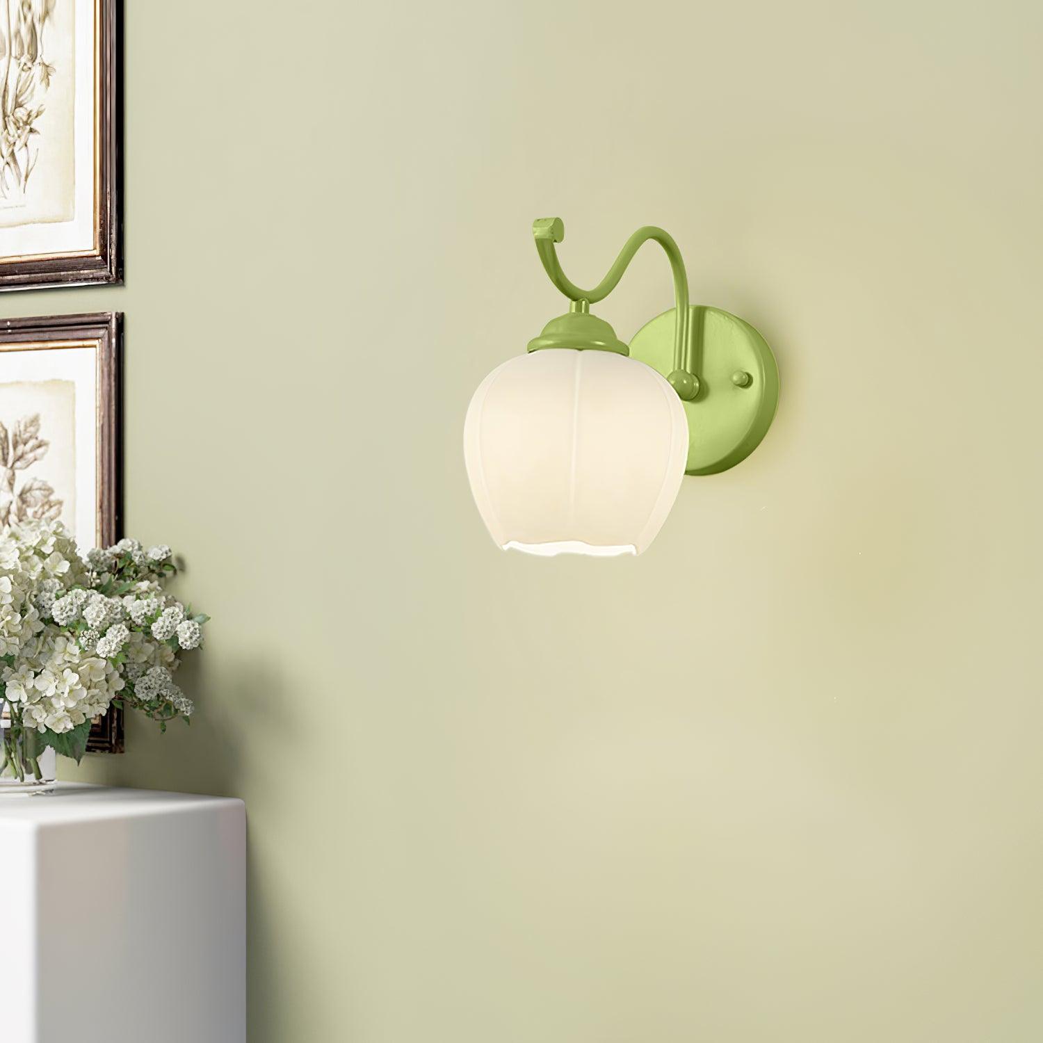Lomance Lily Wall Lamp - Lumpaz