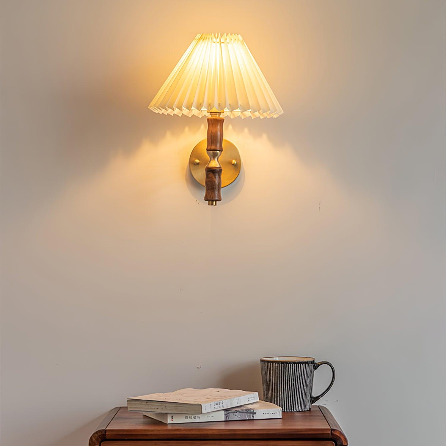 Pleated Walnut Wall Light - Lumpaz