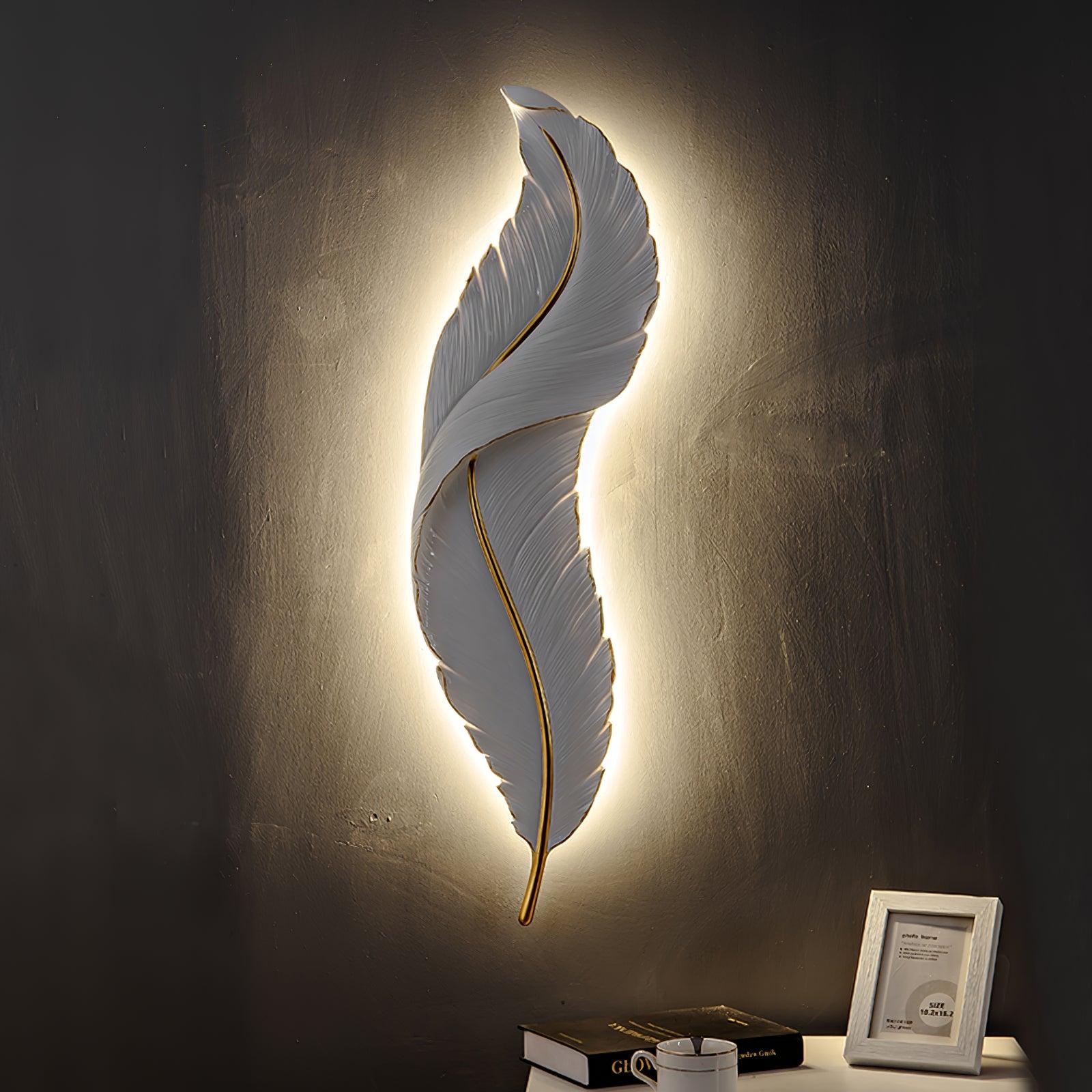 Feather Wall Lamp - Lumpaz