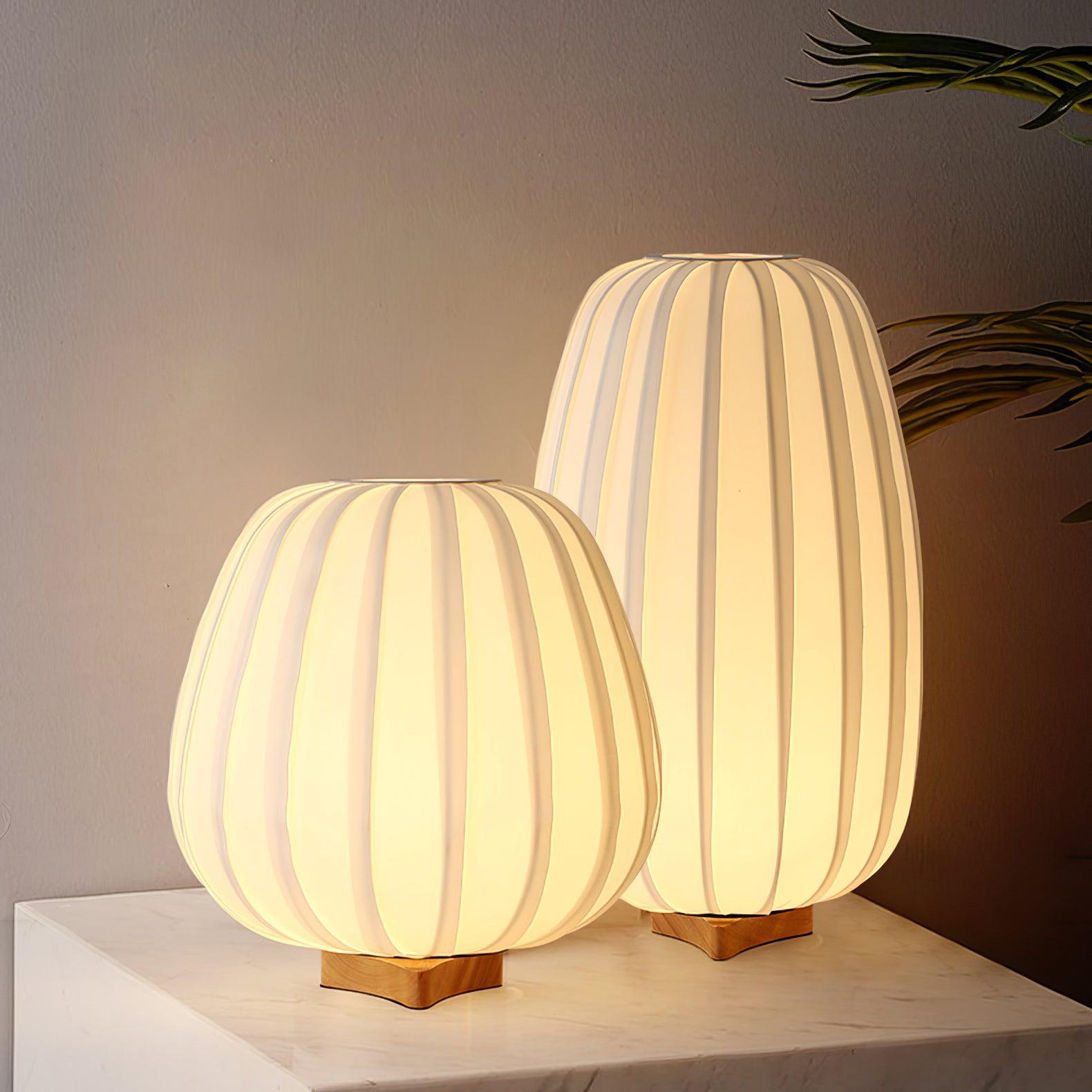 Fabric Minimalist Table Lamp - Lumpaz