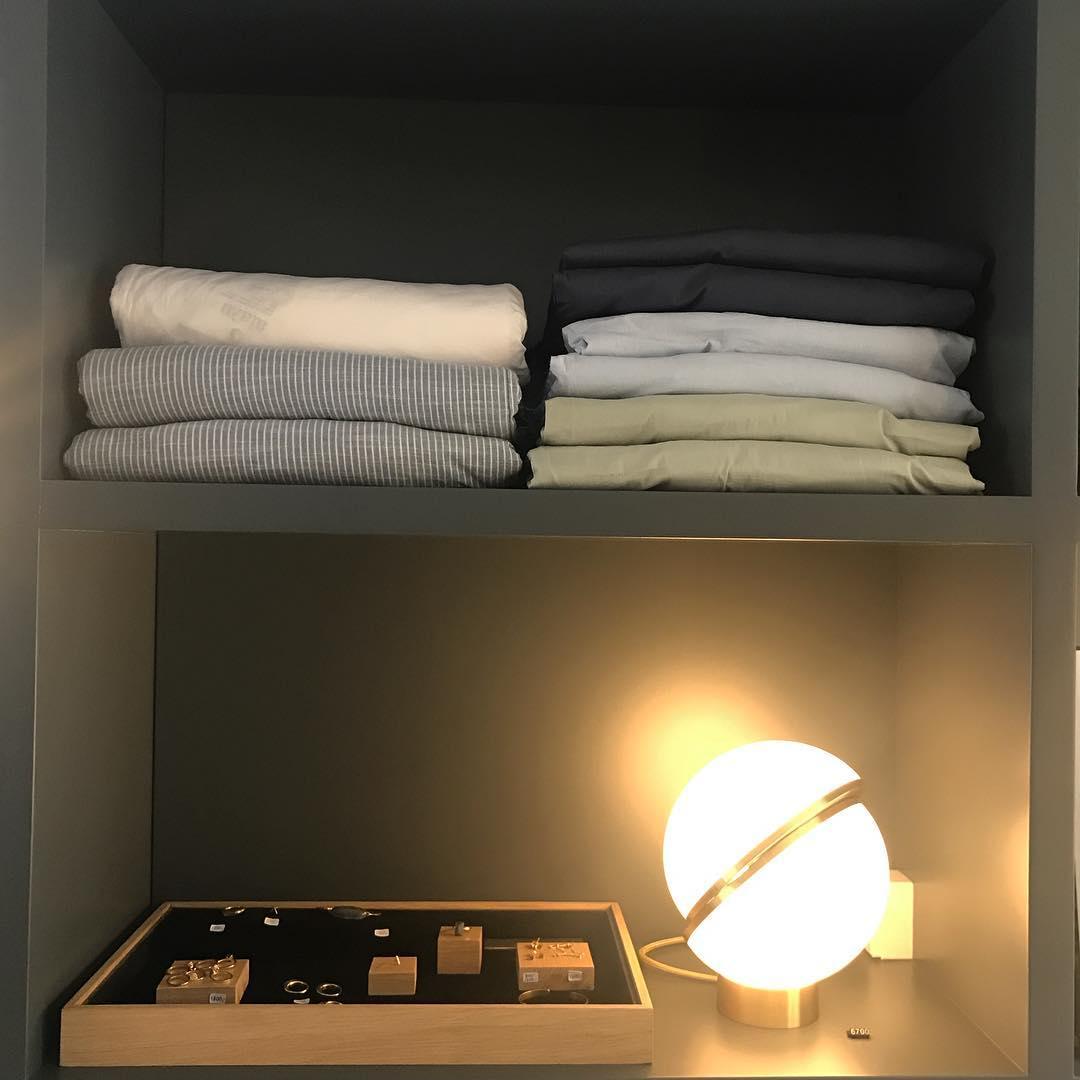 Crescent Table Lamp - Lumpaz