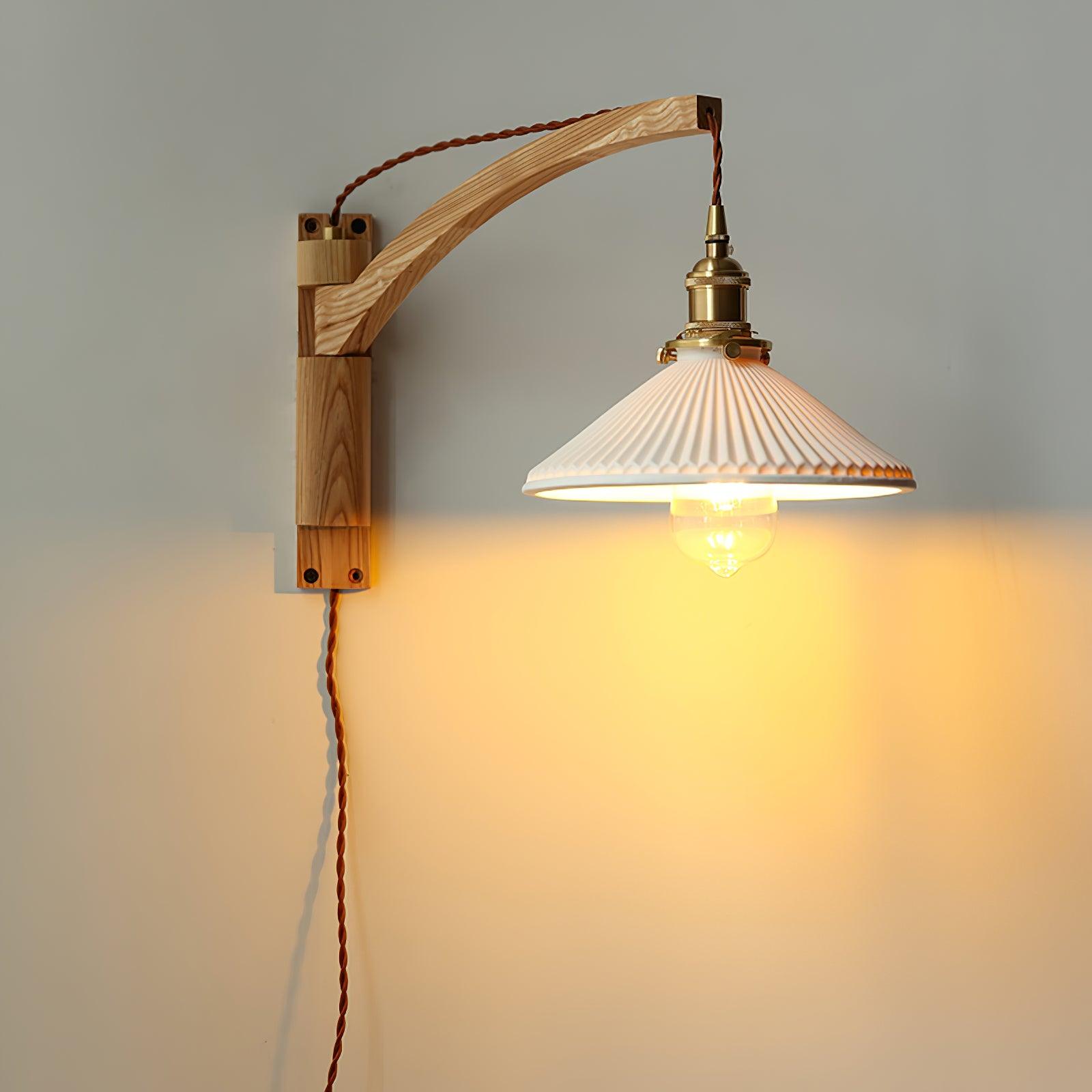Walnut Swing Arm Wall Lamp - Lumpaz