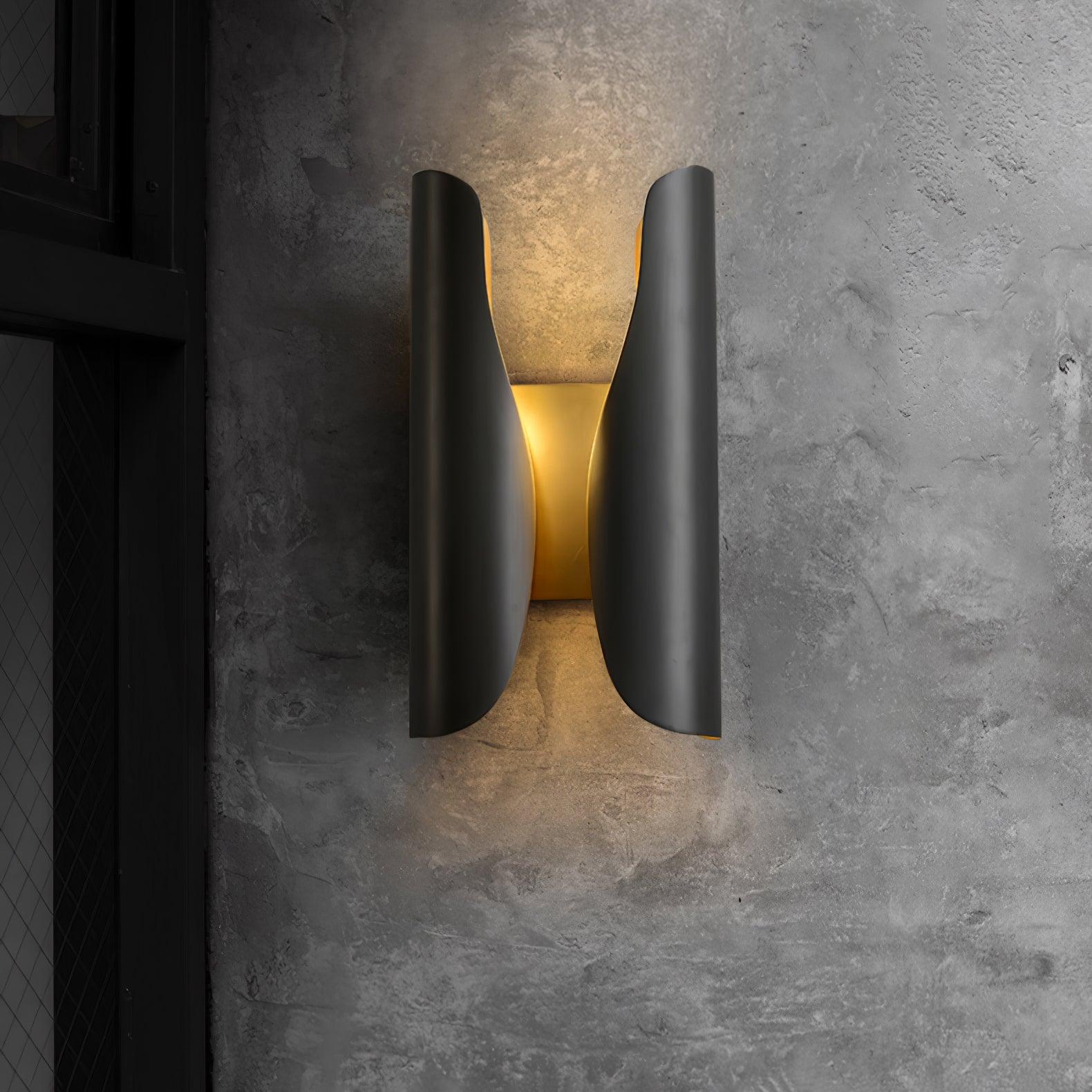 Guardian Wall Sconce - Lumpaz