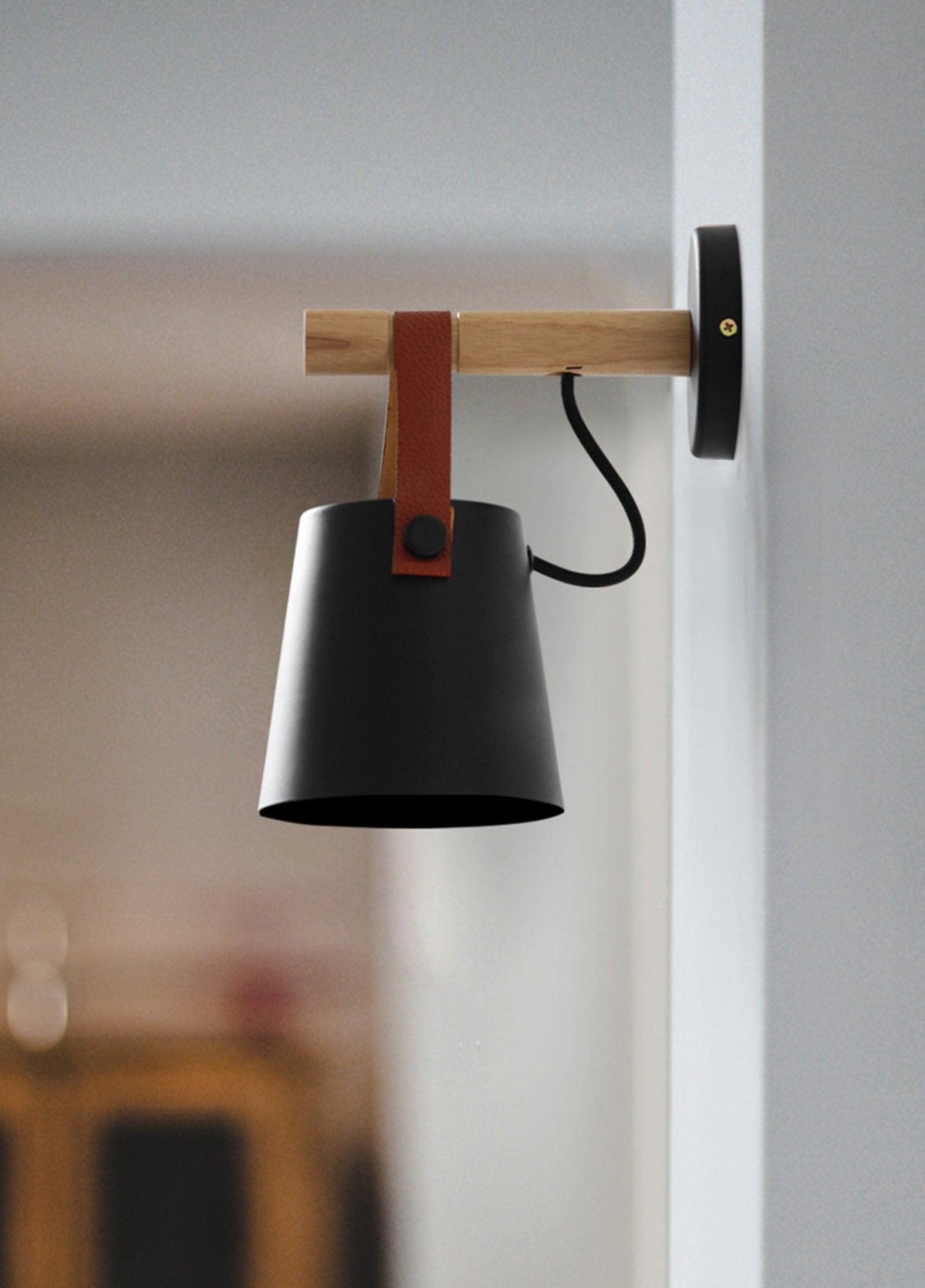Wooden Conical Wall Light - Lumpaz