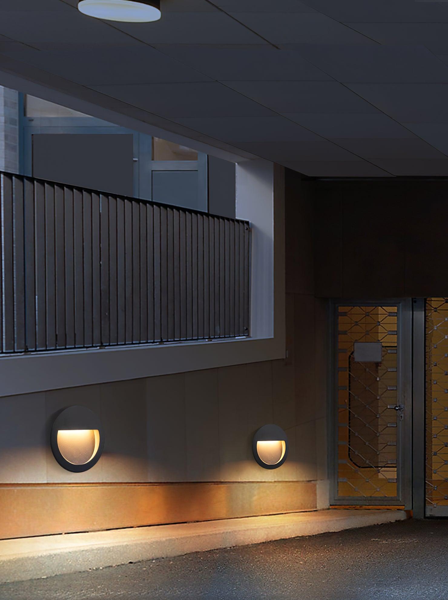 Step And Wall Light - Lumpaz