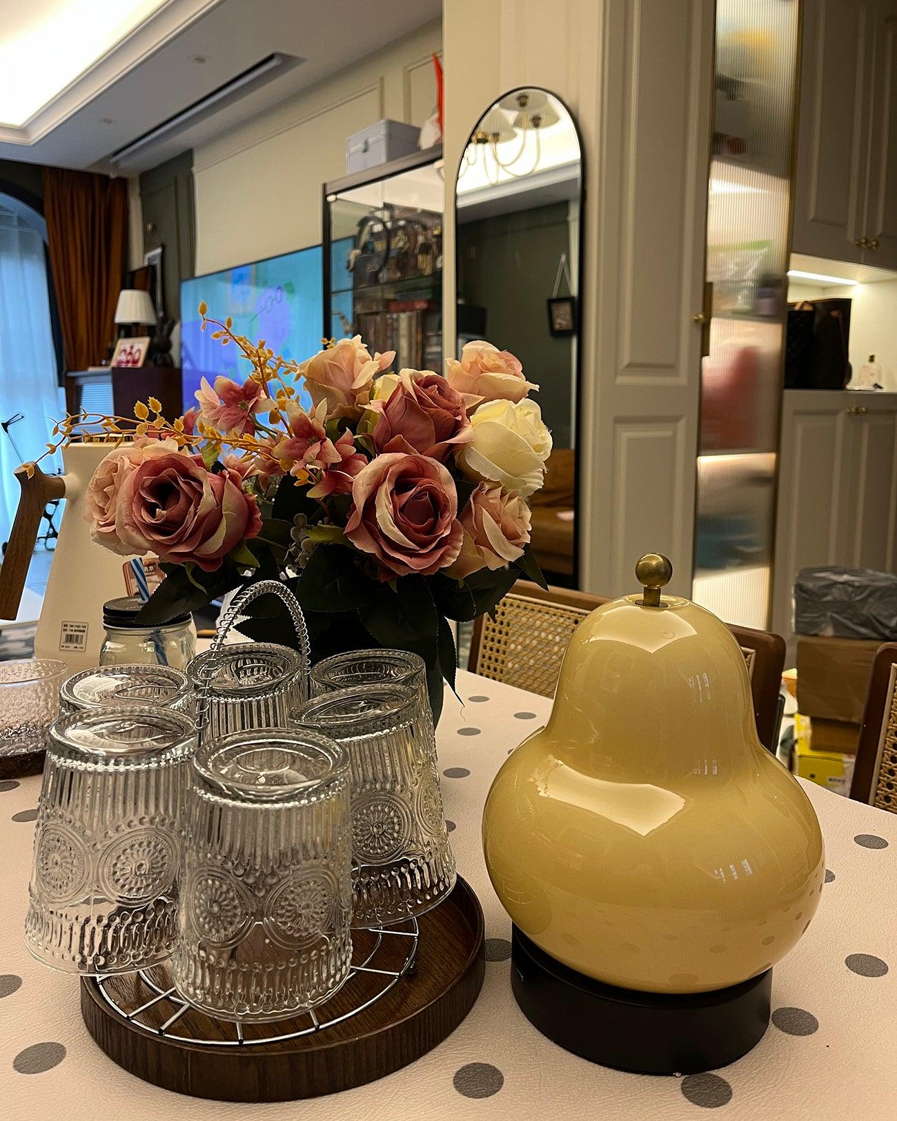 Pear Built-in Battery Table Lamp - Lumpaz