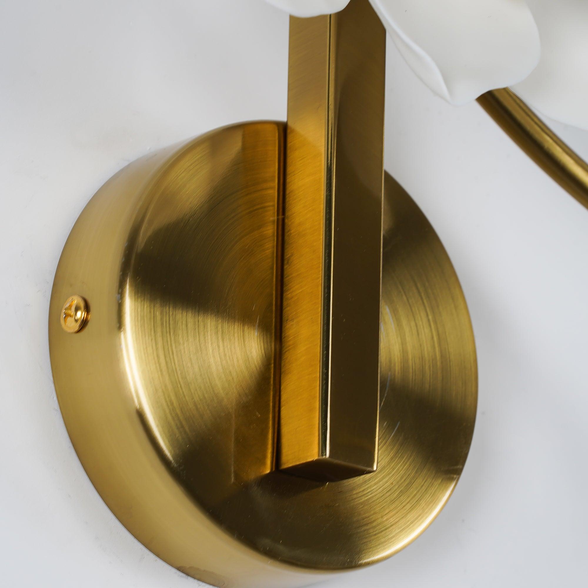 Lure Sconce - Lumpaz