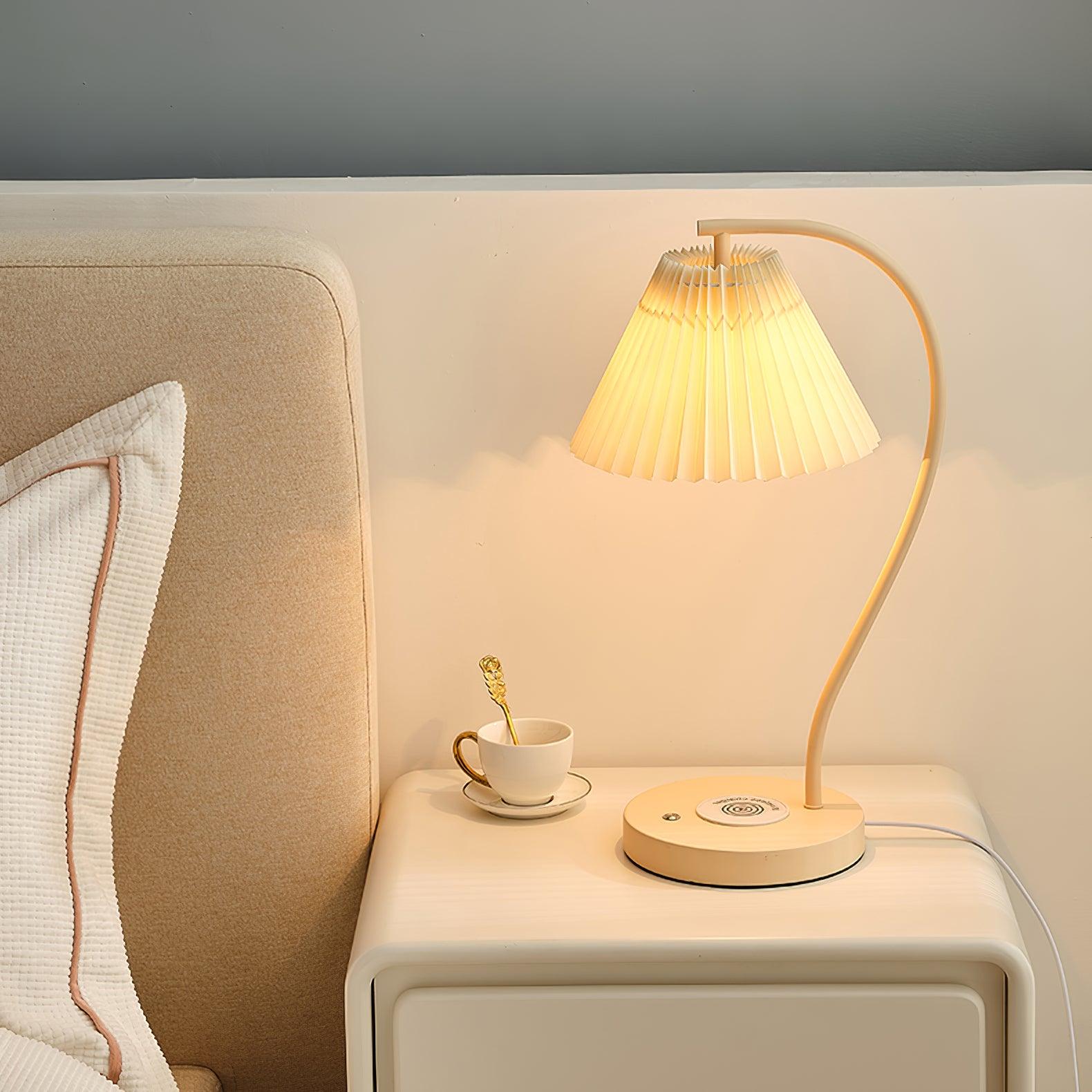 Crescini Pleated Table Lamp - Lumpaz