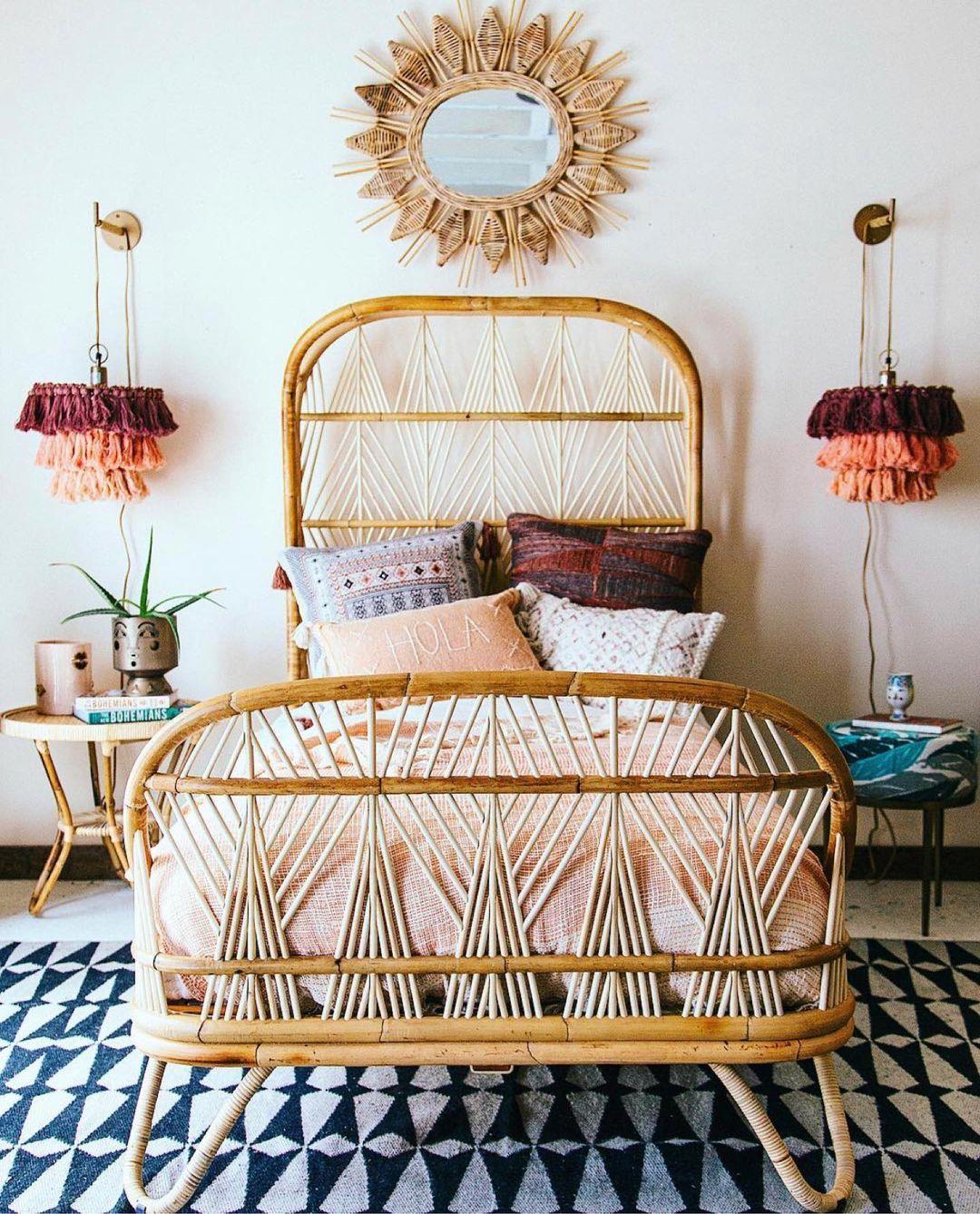 Fela Tassel Wall Lamp - Lumpaz