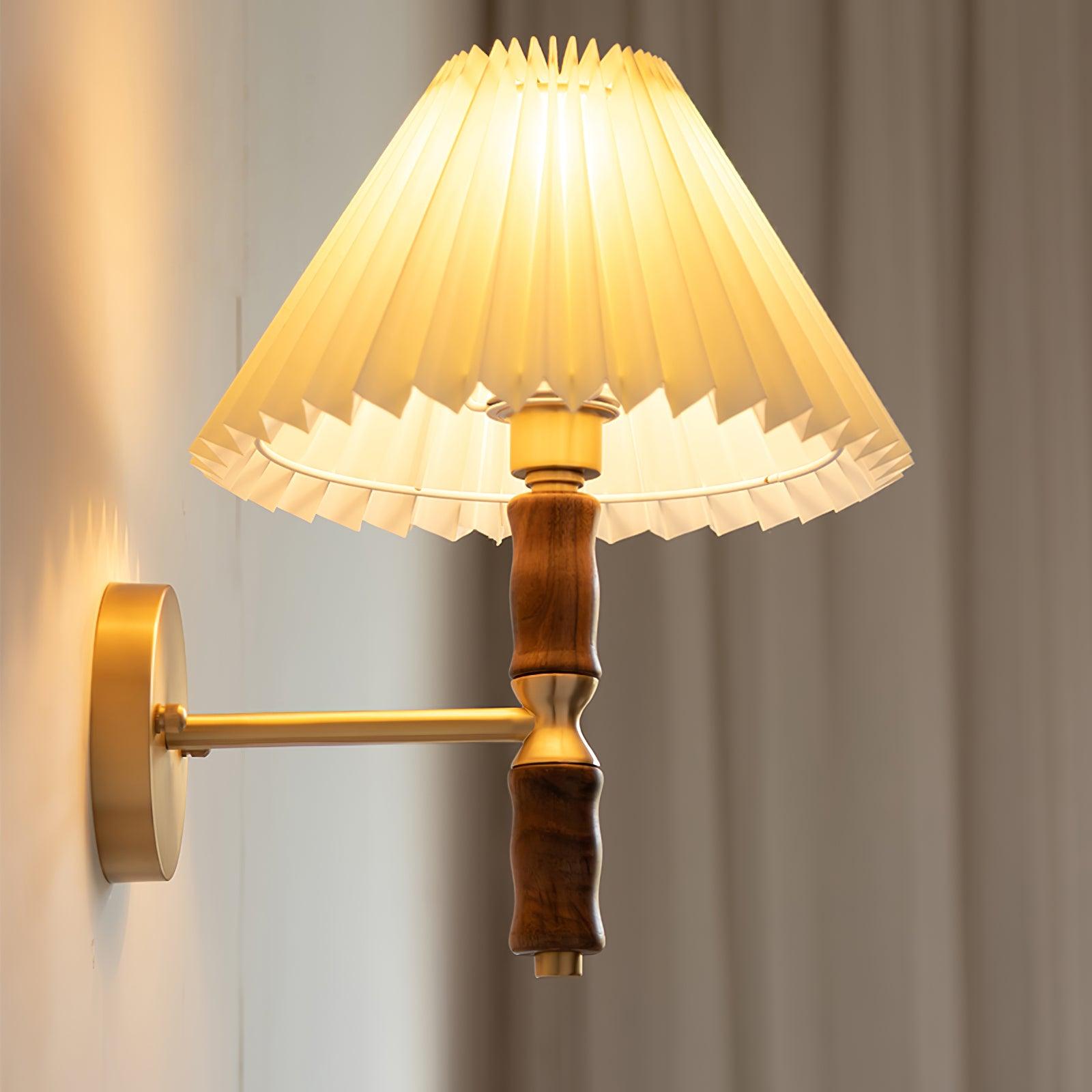 Pleated Walnut Wall Light - Lumpaz