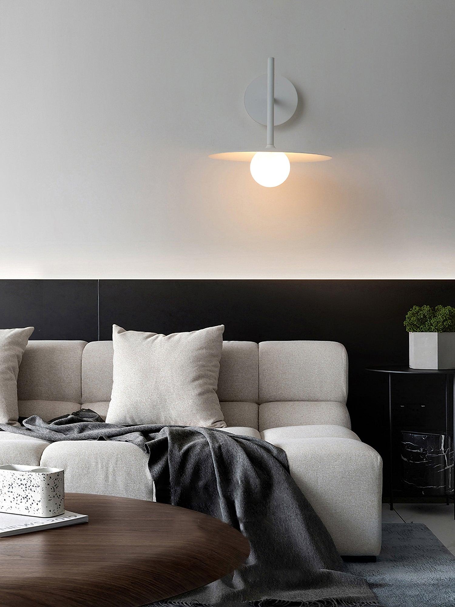 Gea Iron Wall Lamp - Lumpaz