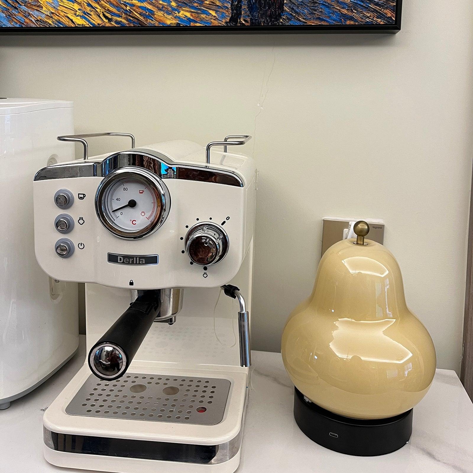 Pear Built-in Battery Table Lamp - Lumpaz