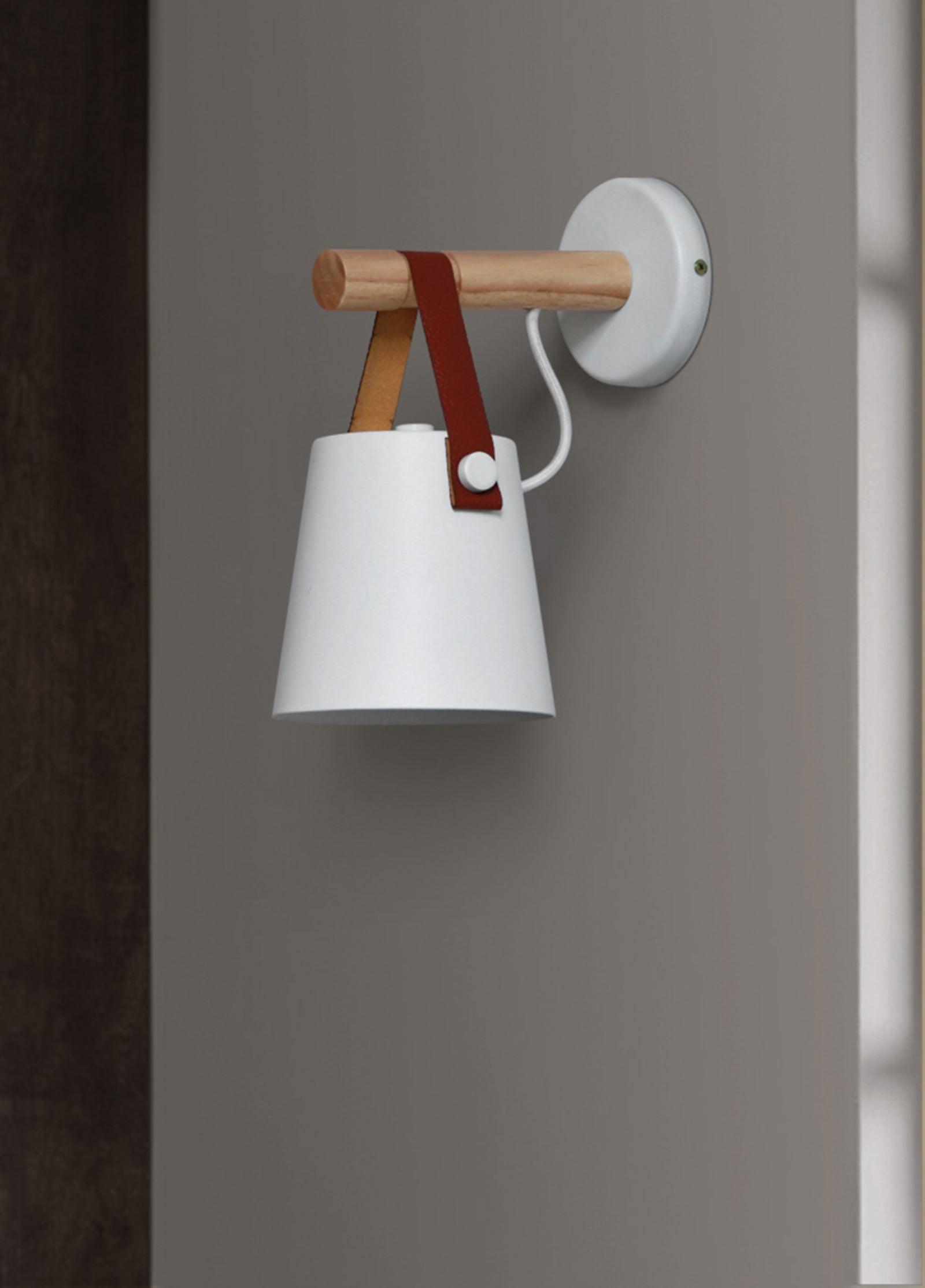 Wooden Conical Wall Light - Lumpaz