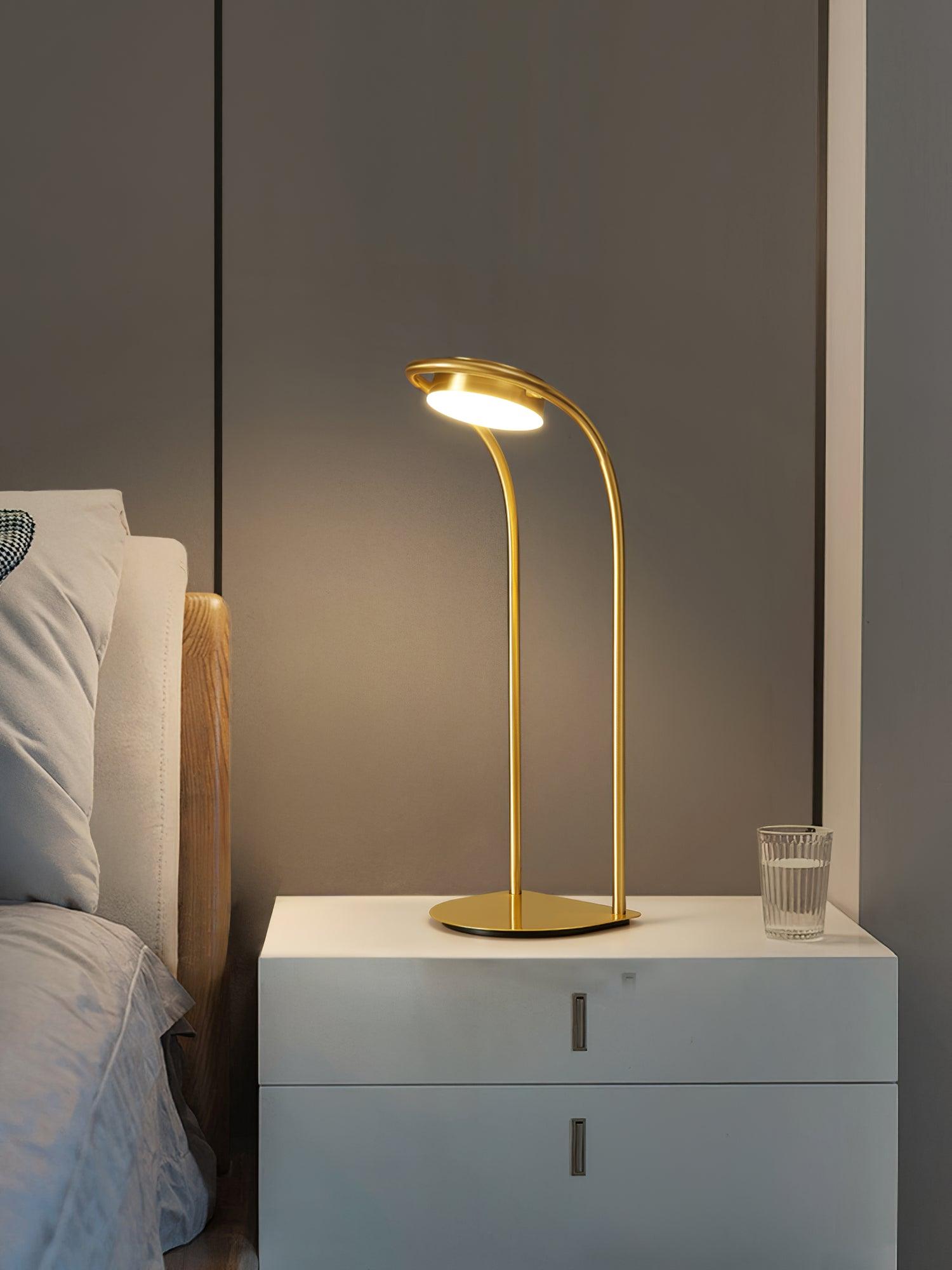 C Ball Table Lamp - Lumpaz