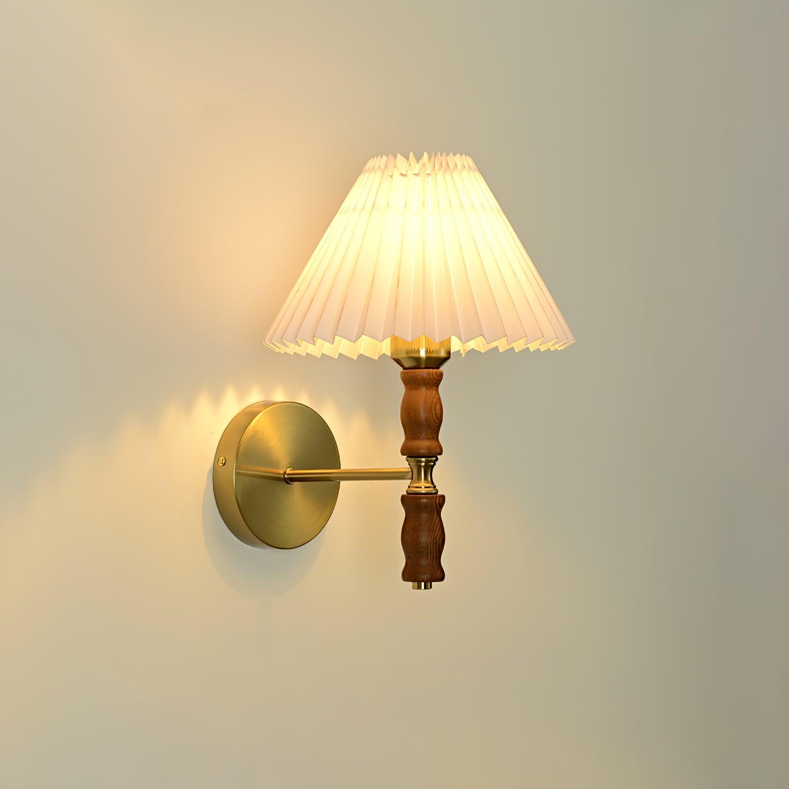 Pleated Walnut Wall Light - Lumpaz