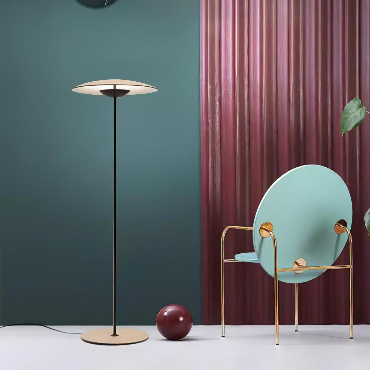 Innovative Directional Floor Lamp - Lumpaz