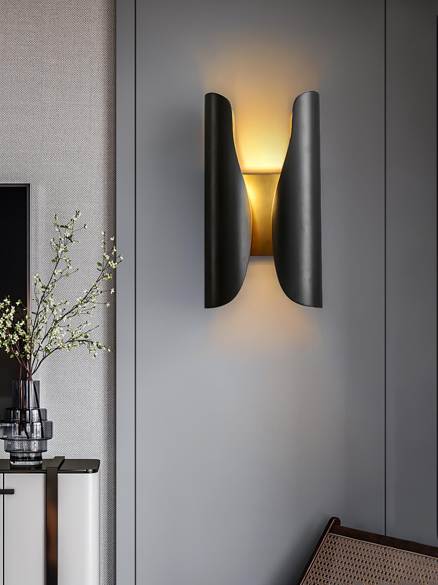 Guardian Wall Sconce - Lumpaz
