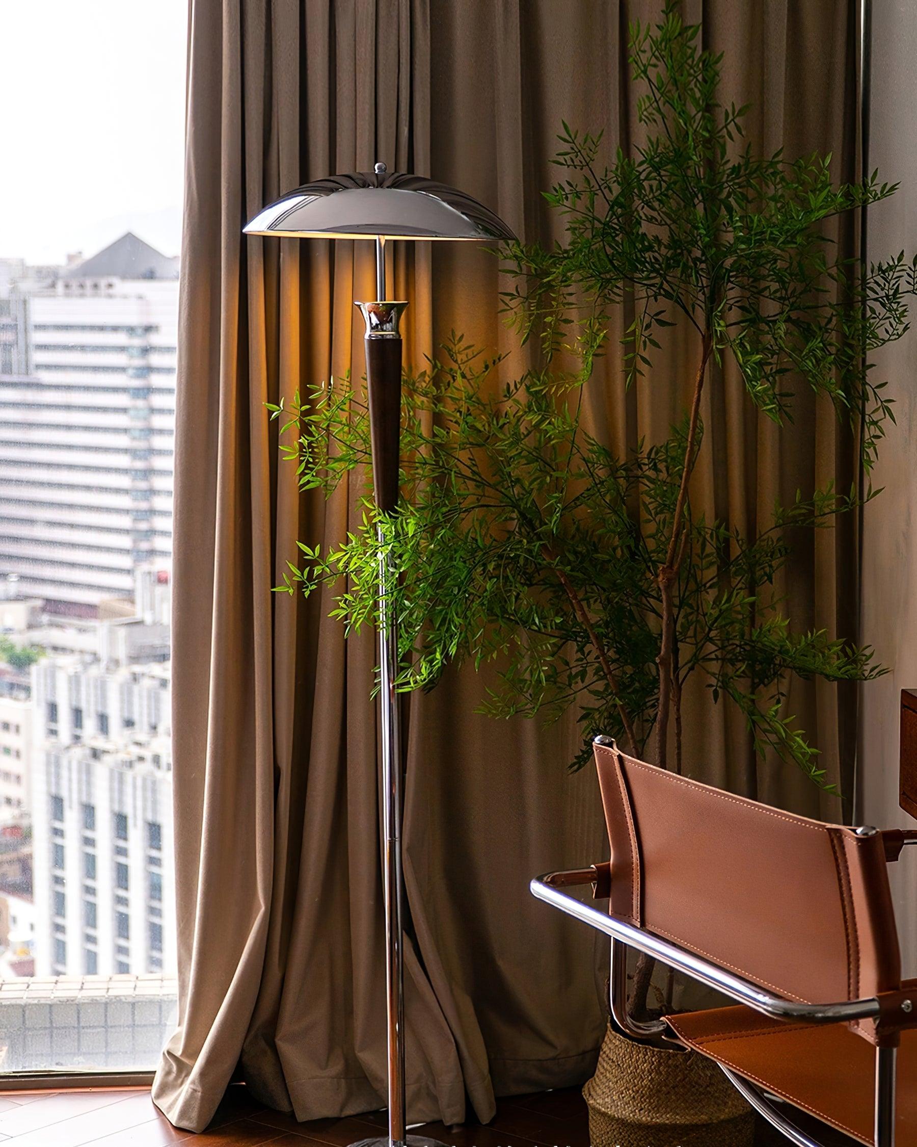 Helmet Floor Lamp - Lumpaz