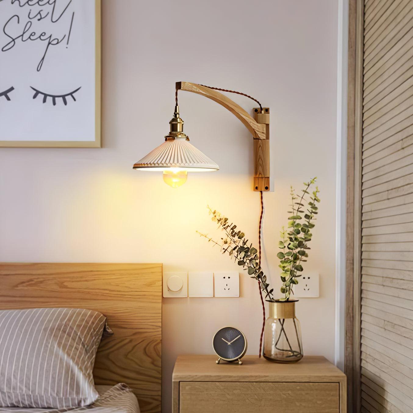 Walnut Swing Arm Wall Lamp - Lumpaz