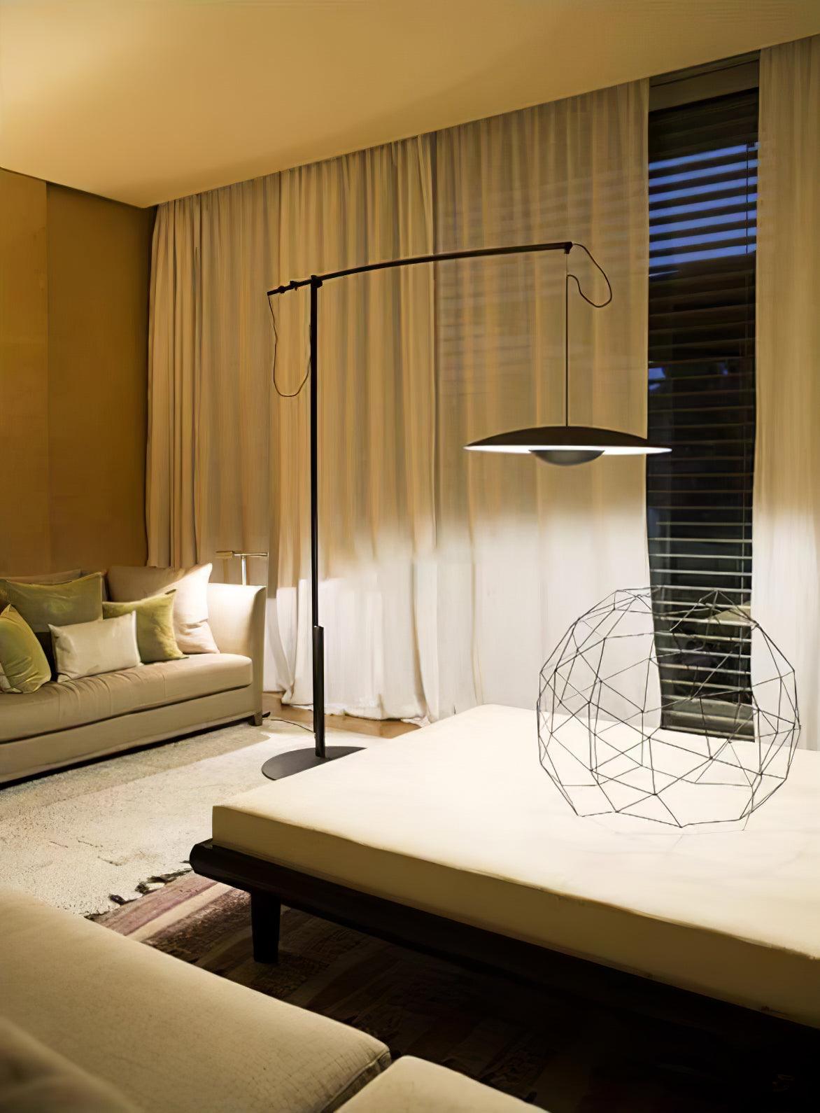 Innovative Directional Floor Lamp - Lumpaz