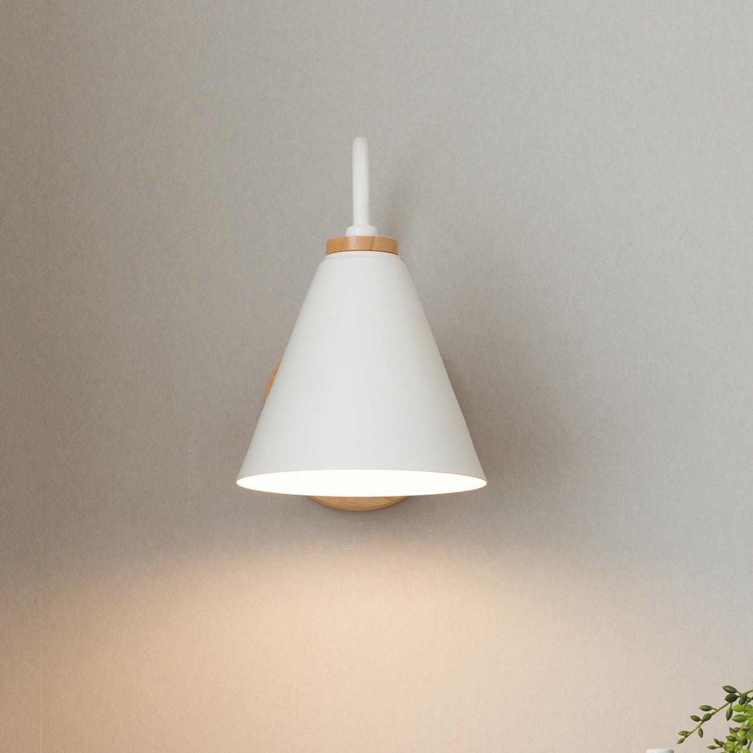 Kona Nordic Wall Lamp - Lumpaz