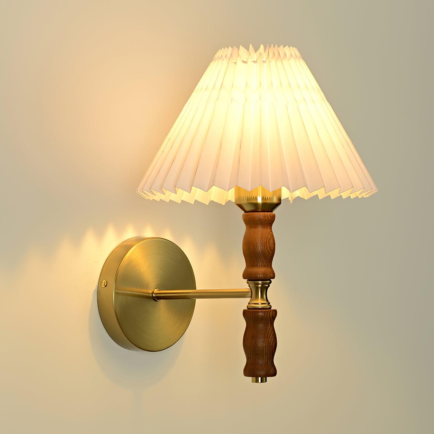 Pleated Walnut Wall Light - Lumpaz