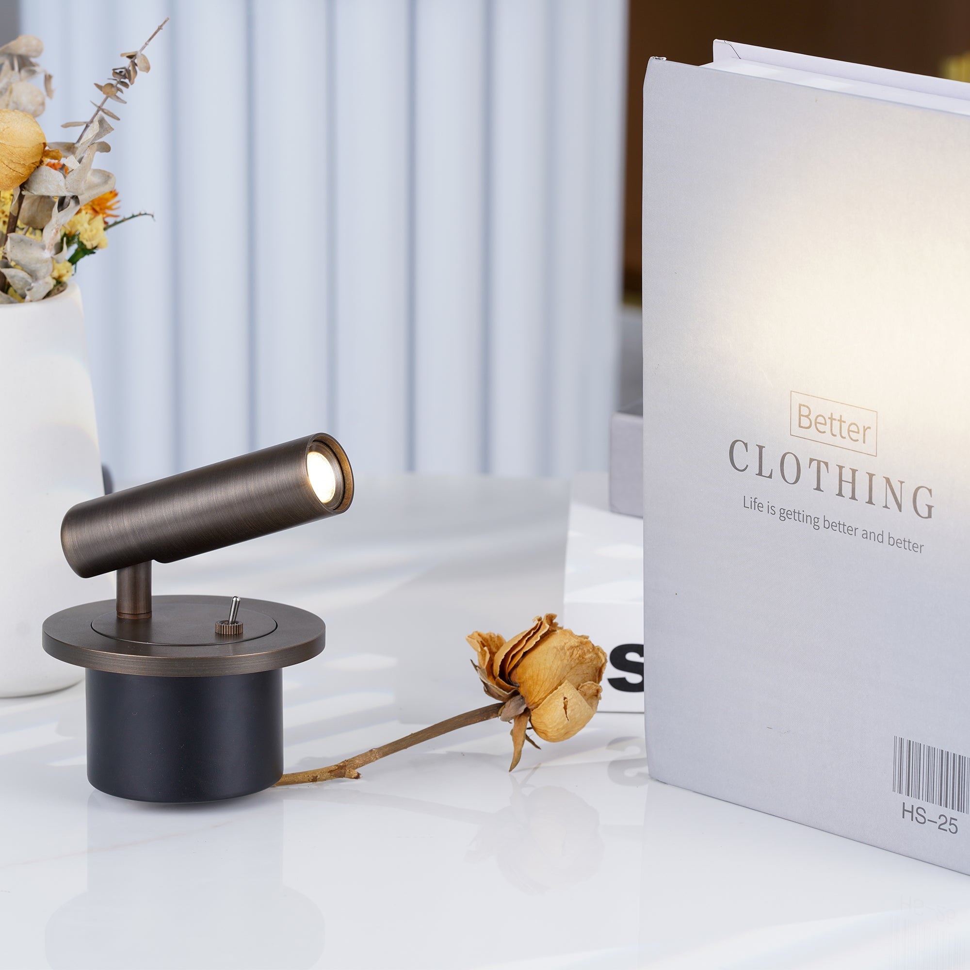 Reading Wall Lamp - Lumpaz