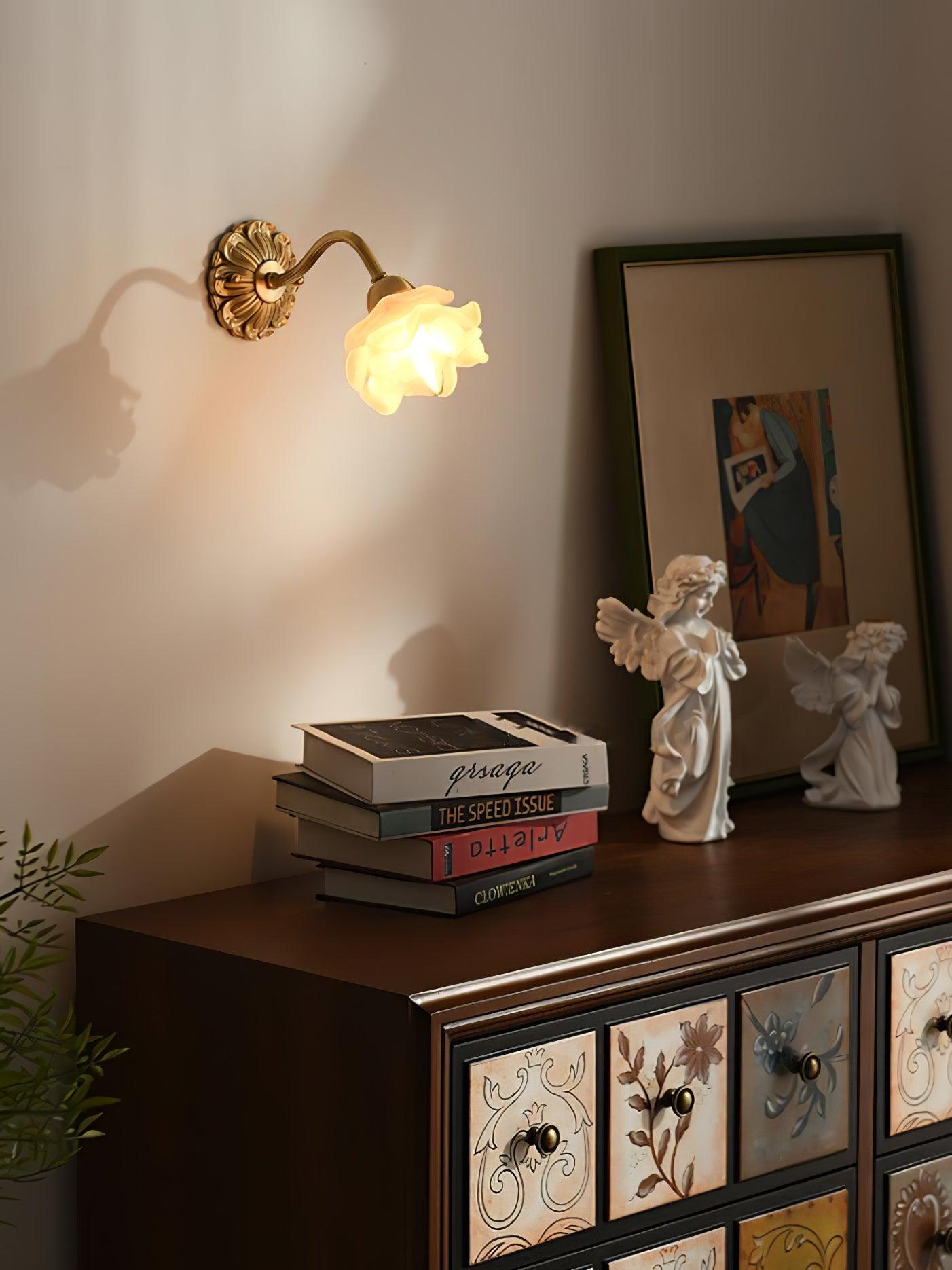 Brass Rose Wall Light - Lumpaz