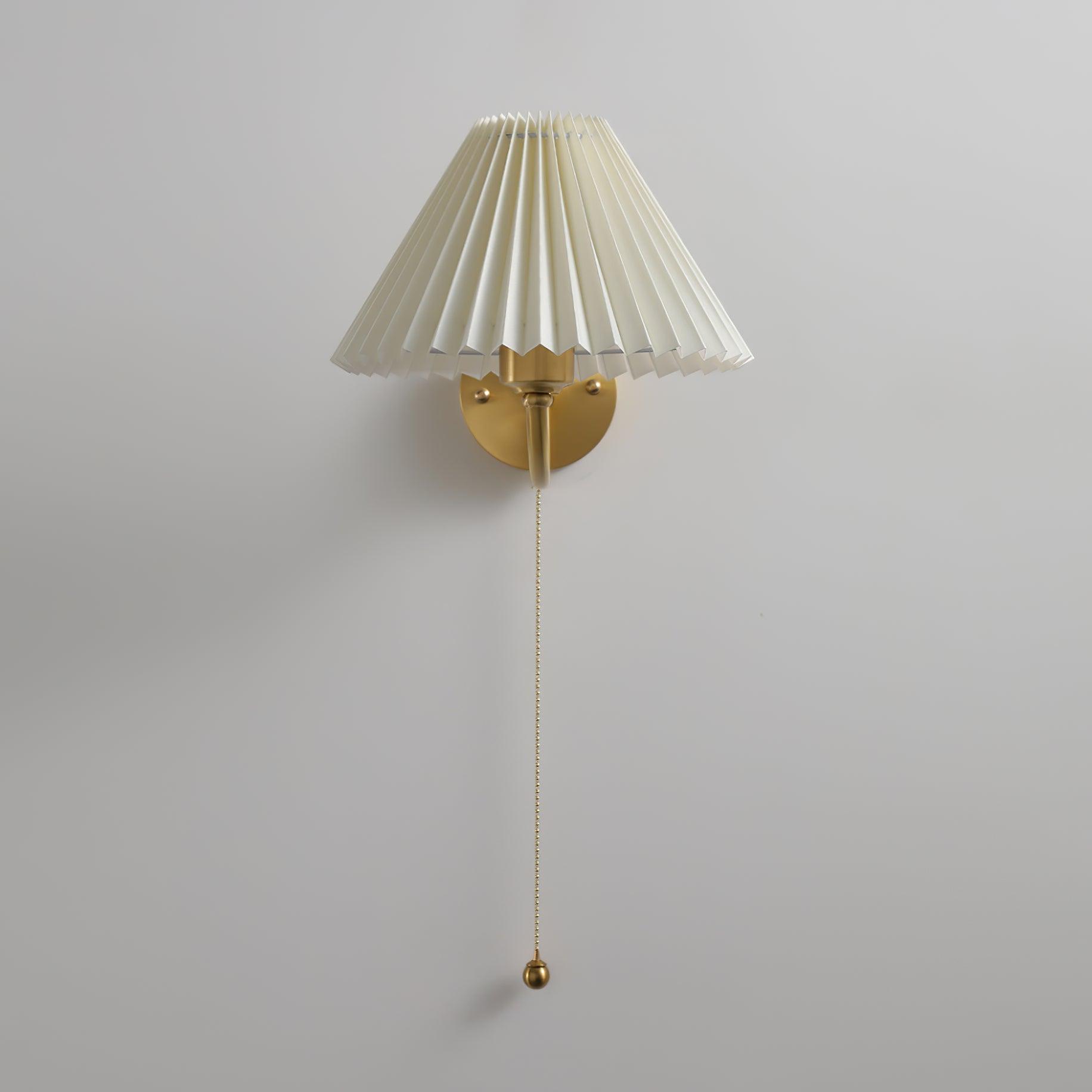 Pleated Wall Lamp - Lumpaz