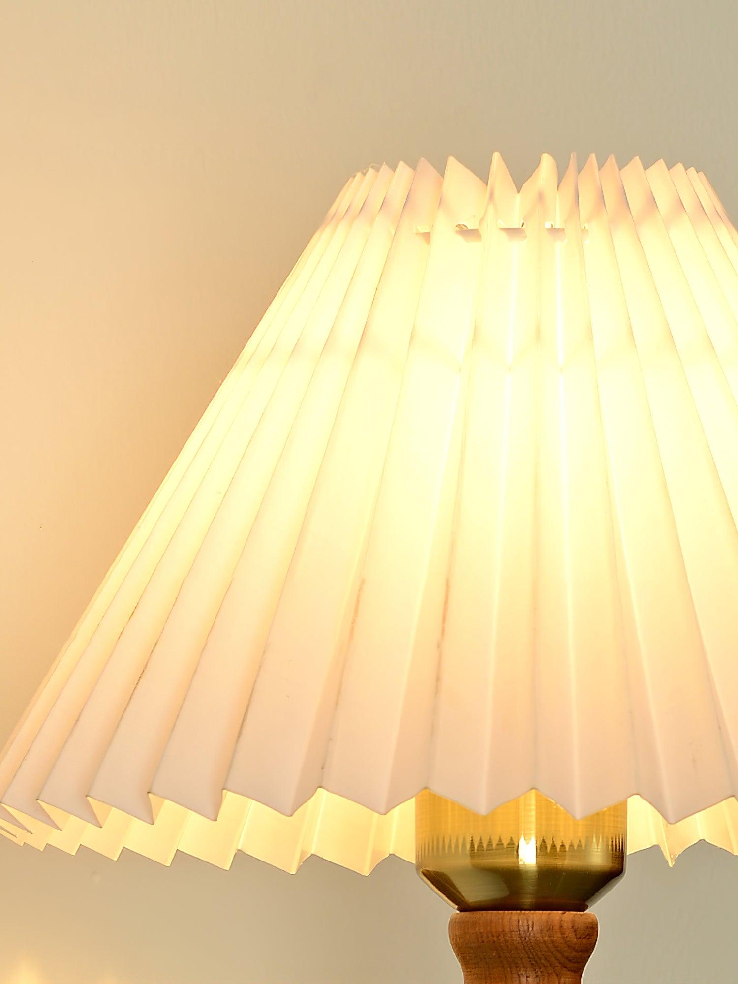 Pleated Walnut Wall Light - Lumpaz