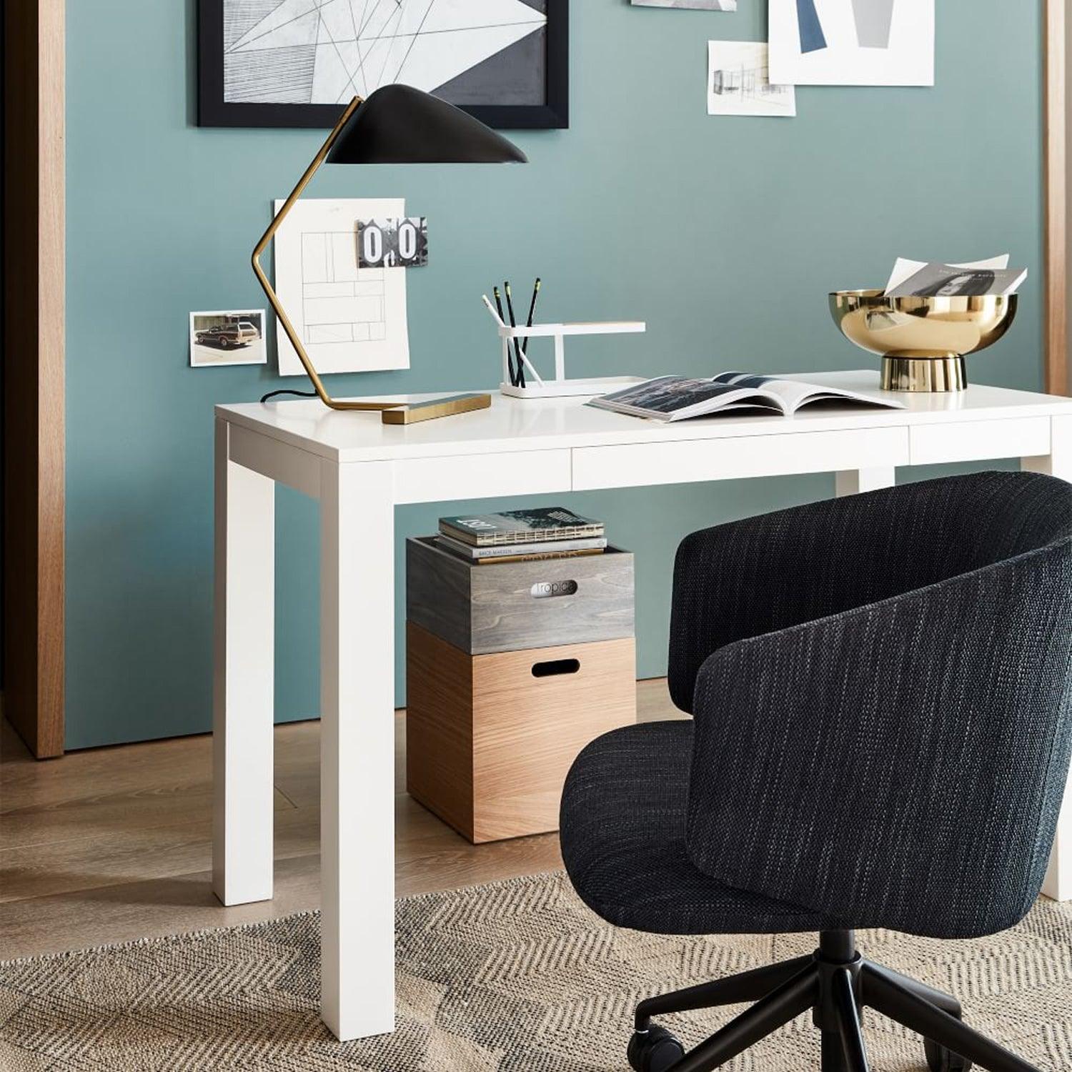 Curvilinear Mid-Century Table Lamp - Lumpaz