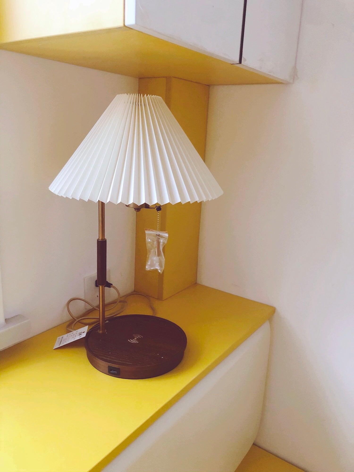 Wooden Retro Table Lamp - Lumpaz