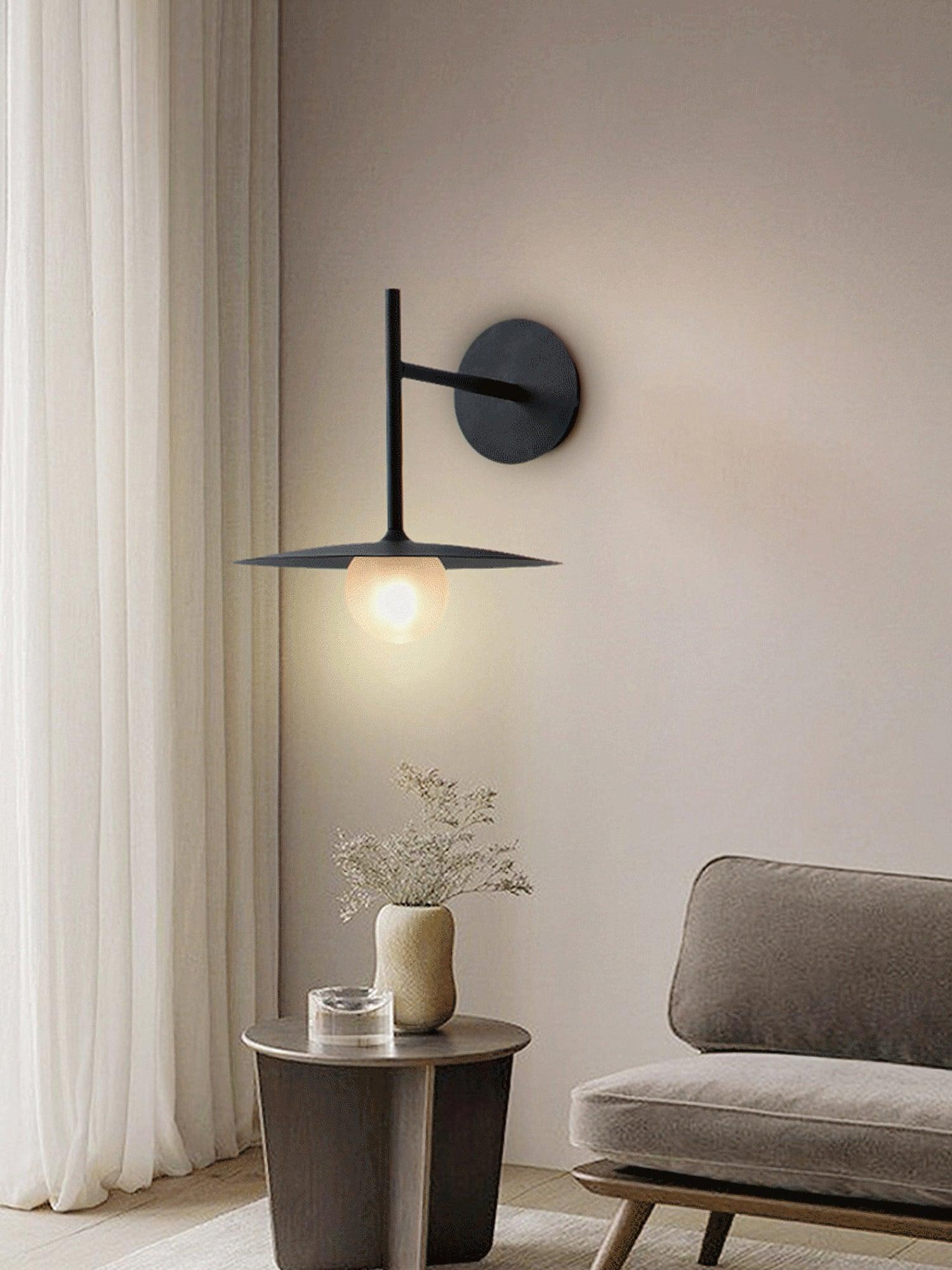 Gea Iron Wall Lamp - Lumpaz
