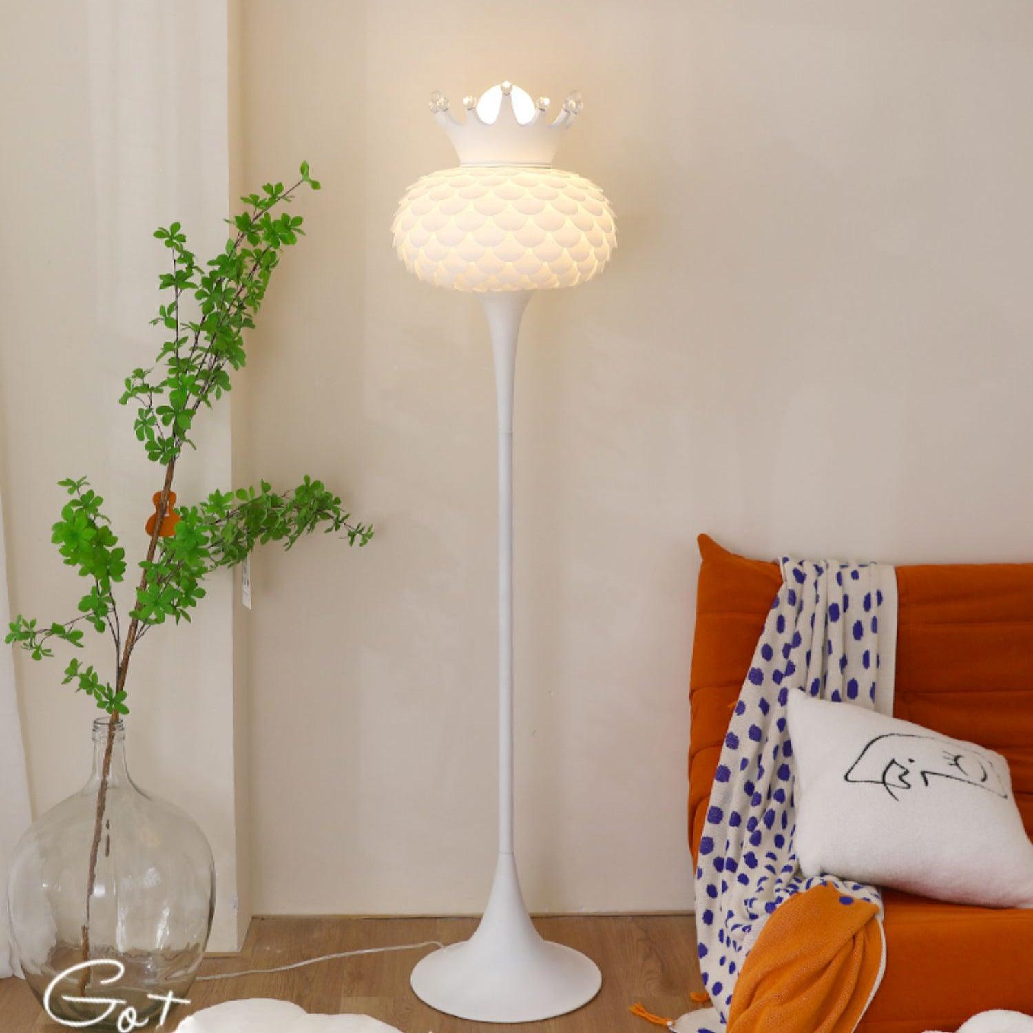 Aluvia Crown Floor Lamp - Lumpaz
