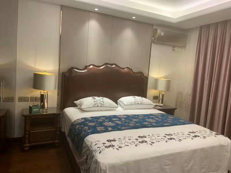 Parker Table Lamp - Lumpaz