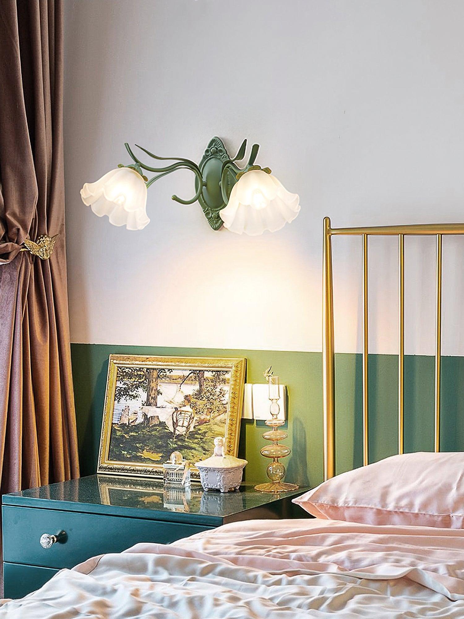 Flared Wall Light - Lumpaz