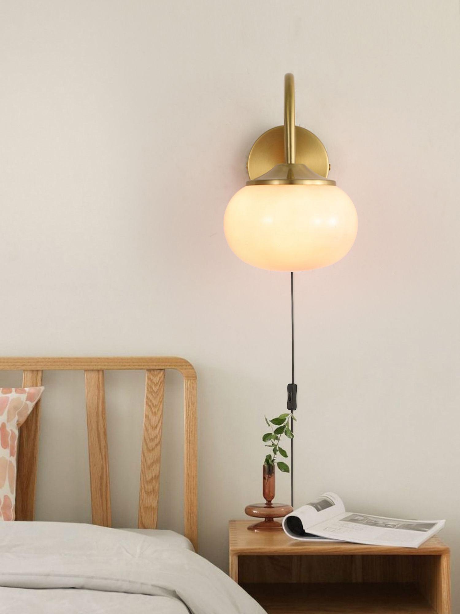 Marshmallow Sconce Plug Version - Lumpaz